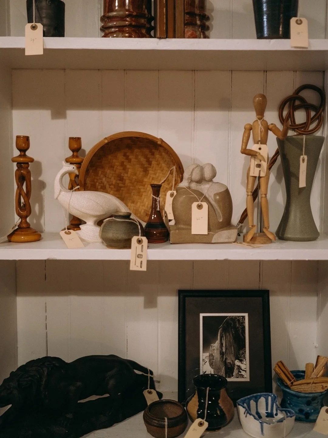 For the ones who rearrange furniture just to see how the light hits differently. ✨
⠀⠀⠀⠀⠀⠀⠀⠀⠀
Every room tells a new story when you add one piece. What it reminded you of, where it is from, even the color.
⠀⠀⠀⠀⠀⠀⠀⠀⠀
Stop in this week Wednesday-Sunday!