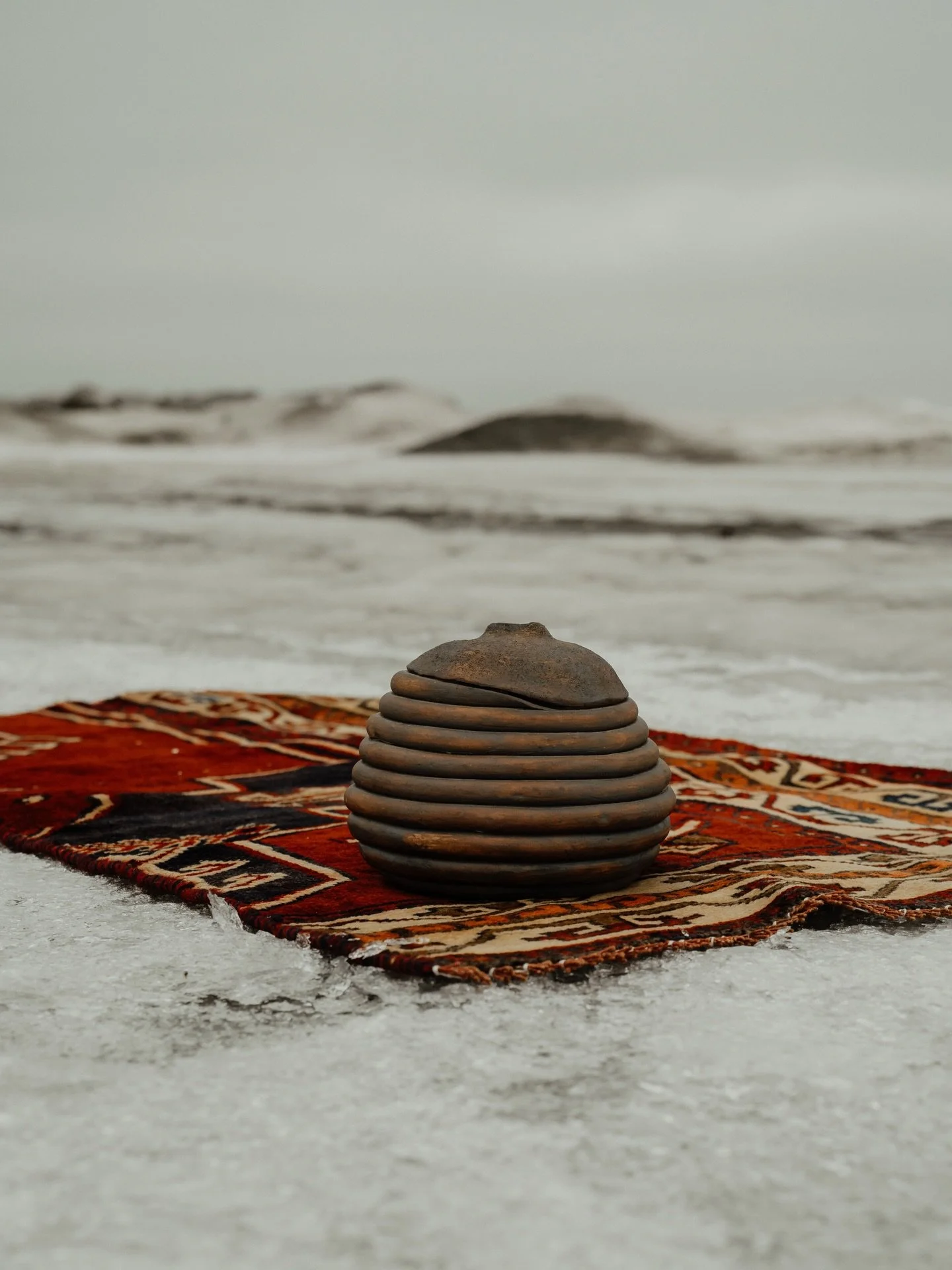 Vintage pairs perfectly with cozy season. 

Shops back open 12-6pm today. Get some holiday shopping done or find something for yourself ;) 

📷: @nataliedawnphoto