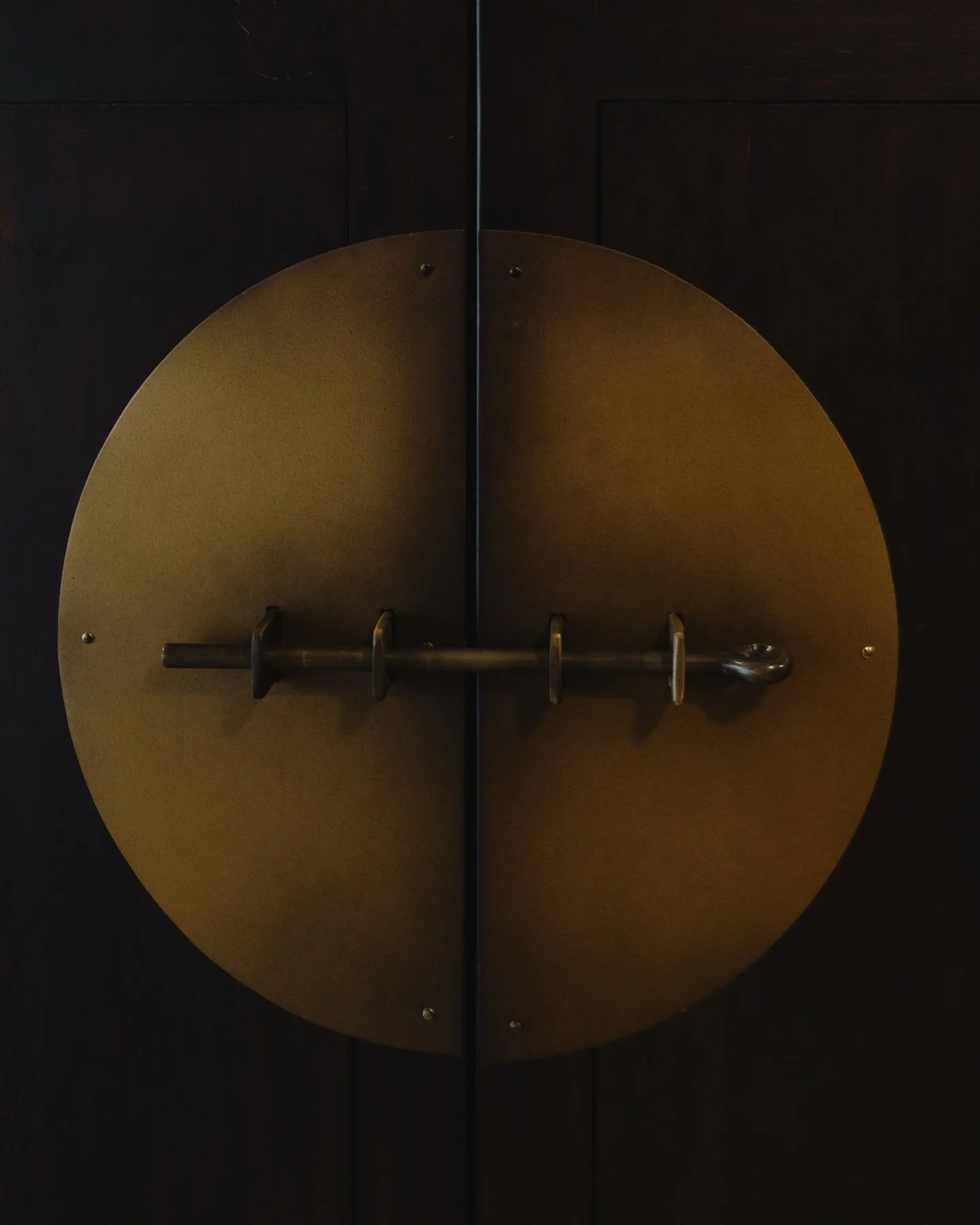 🌜🌝🌛
Shop is open 11-4pm on this winter sunshine day. See you there