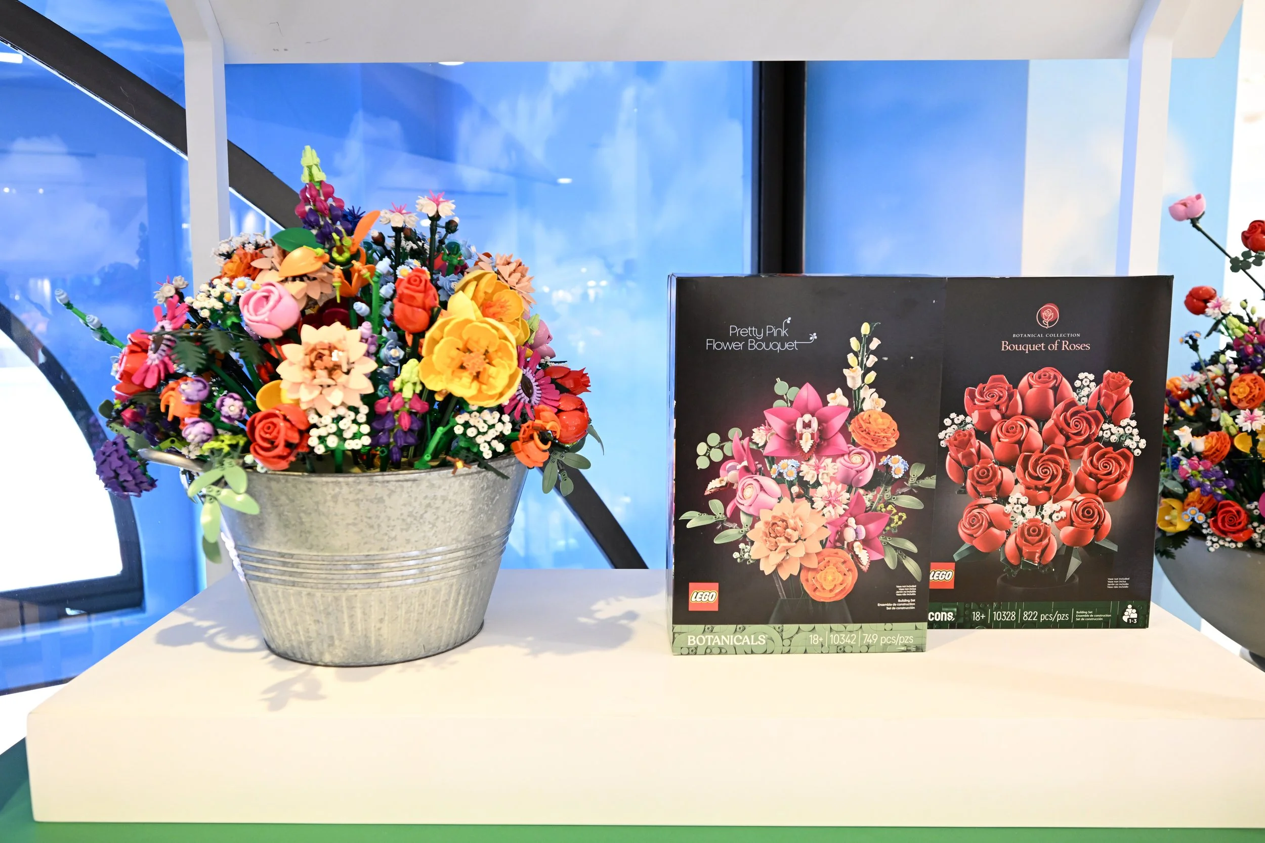 Macy's Flower Show 2025
LEGO® Blooms & Beyond
Credit: Macy's, Inc.