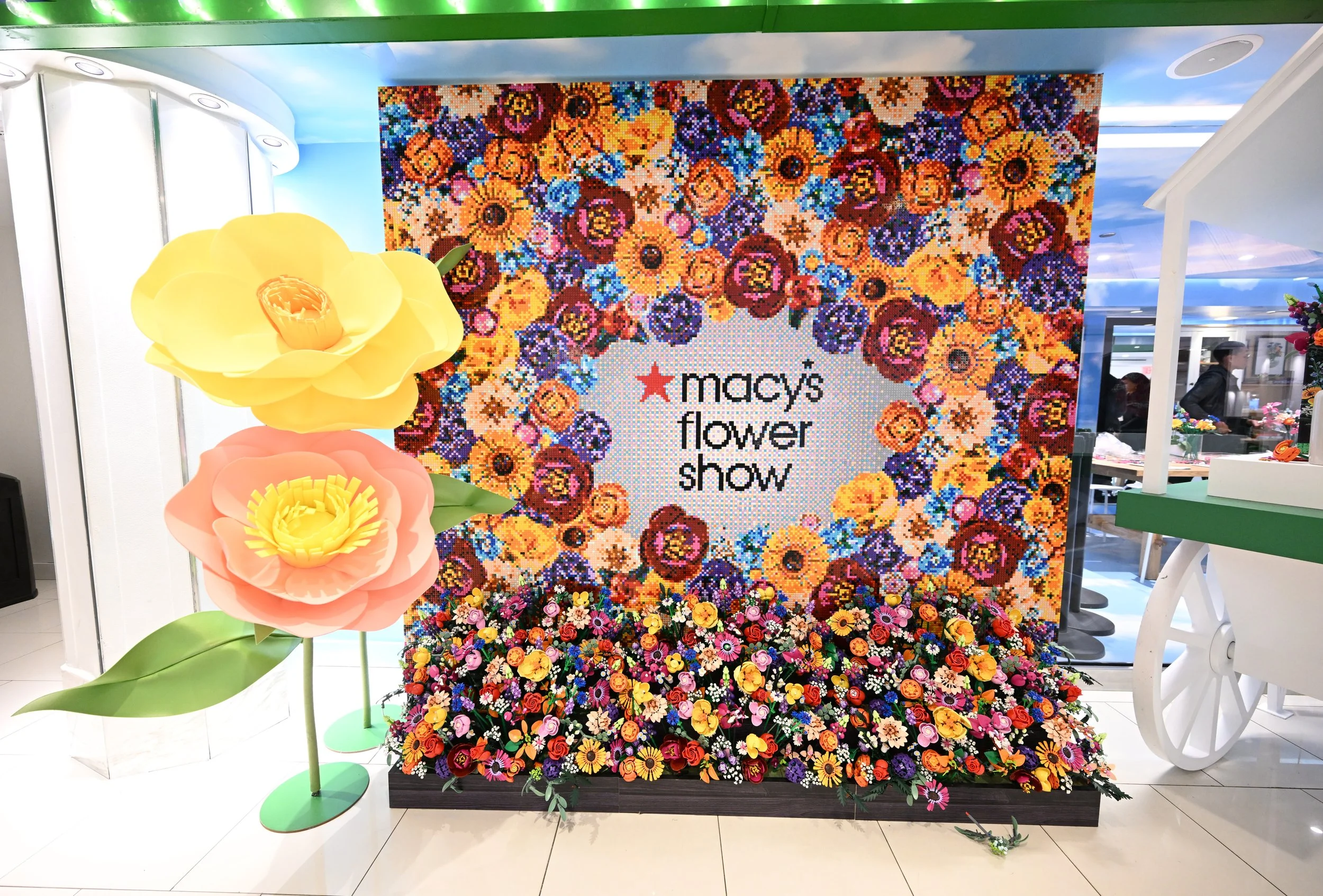 Macy's Flower Show 2025
LEGO® Blooms & Beyond
Credit: Macy's, Inc.