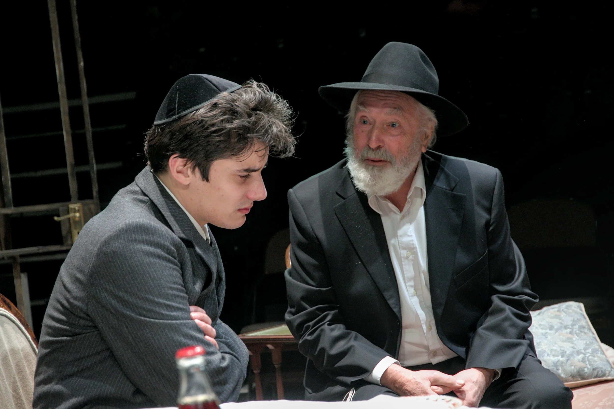 Don’t Destroy Me by Michael Hastings. The Arcola Theatre, 24 Ashwin Street, London E8 to 03 February 2024. 3***: William Russell.