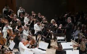 Hallé, Royal Concert Hall, Nottingham, 4****: by William Ruff