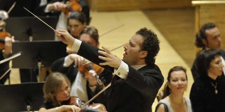 Royal Liverpool Philharmonic, Royal Concert Hall, Nottingham, 4****: by William Ruff