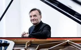 Stephen Hough. Lakeside, Nottingham. 22 January  2022. 5*****. William Ruff