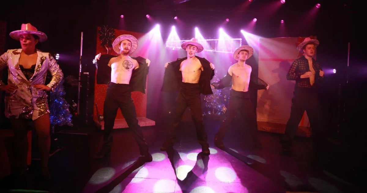 Boys in the Buff. Words and Music by Chris Burgess. The Drayton Arms Theatre, London      to 9 January 2022. 4****. William Russell.