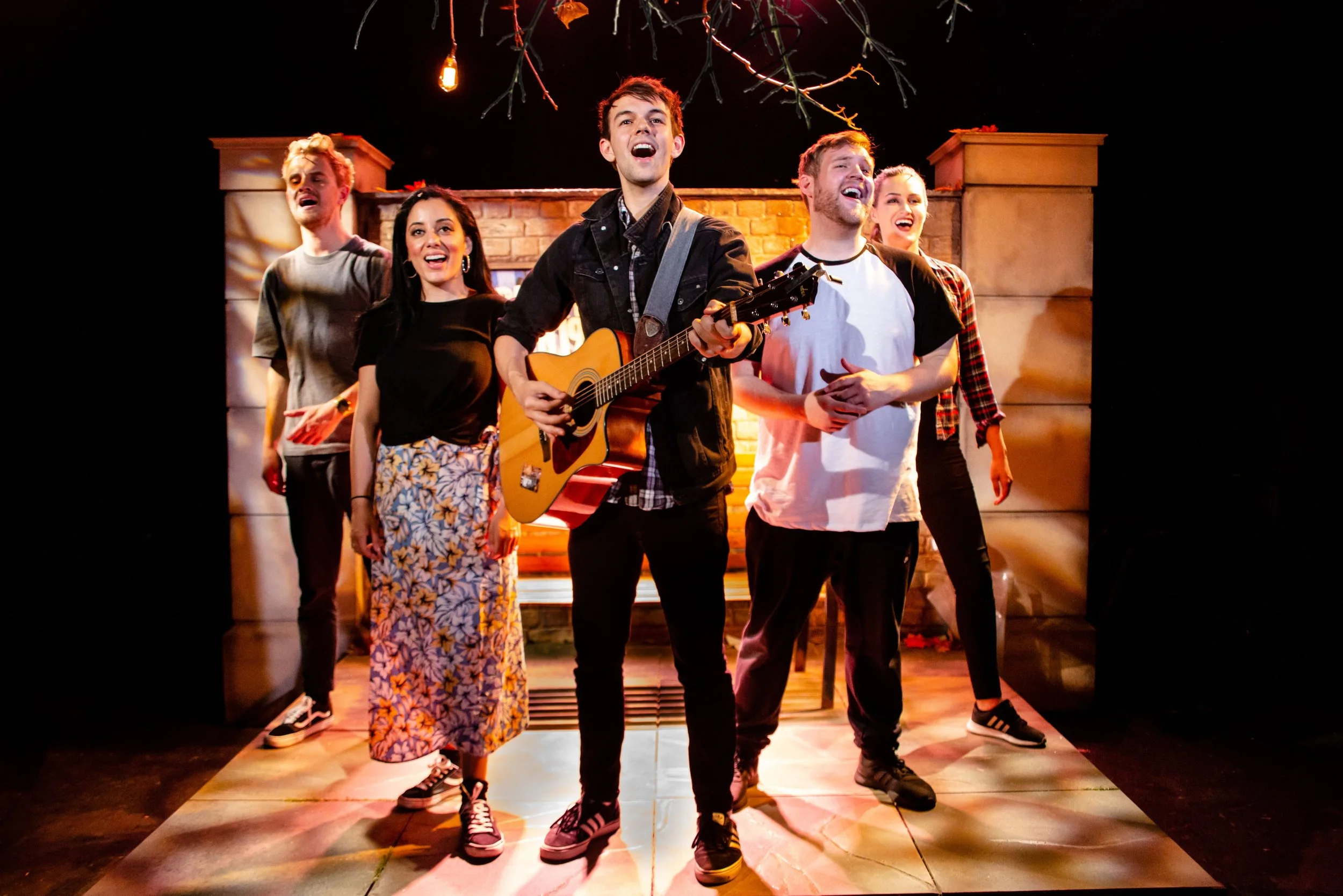 Fiver by Alex James Ellison & Tom Lees. Southwark Playhouse, London SE1 to 20 July. 3***. William Russell