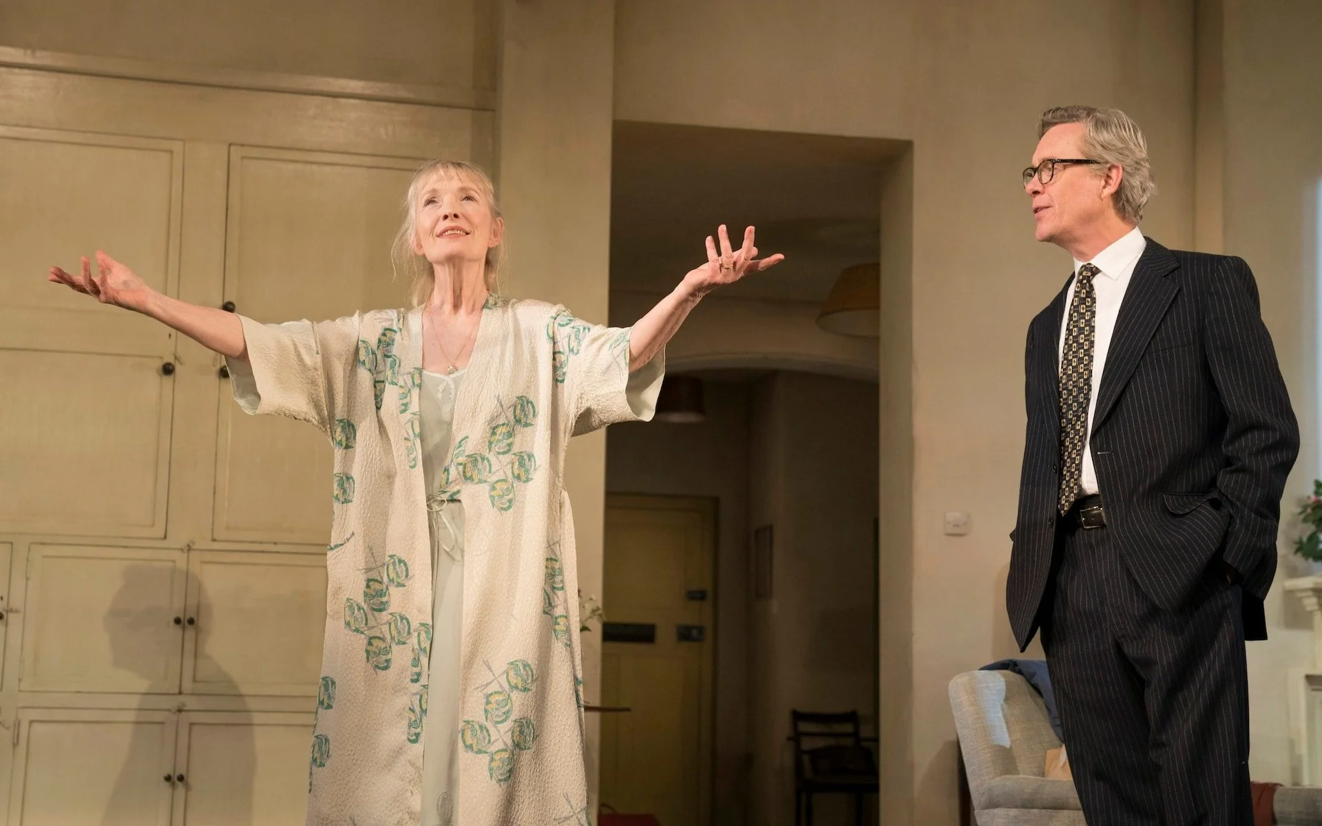 Hansard by Simon Woods. The Lyttelton, National Theatre, London SE1 to 25 November 2019. 3***. William Russell