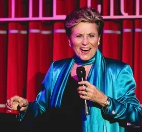 Home Again - Lorna Dallas at The Crazy Coq. 4****  Escape the lockdown . William Russell