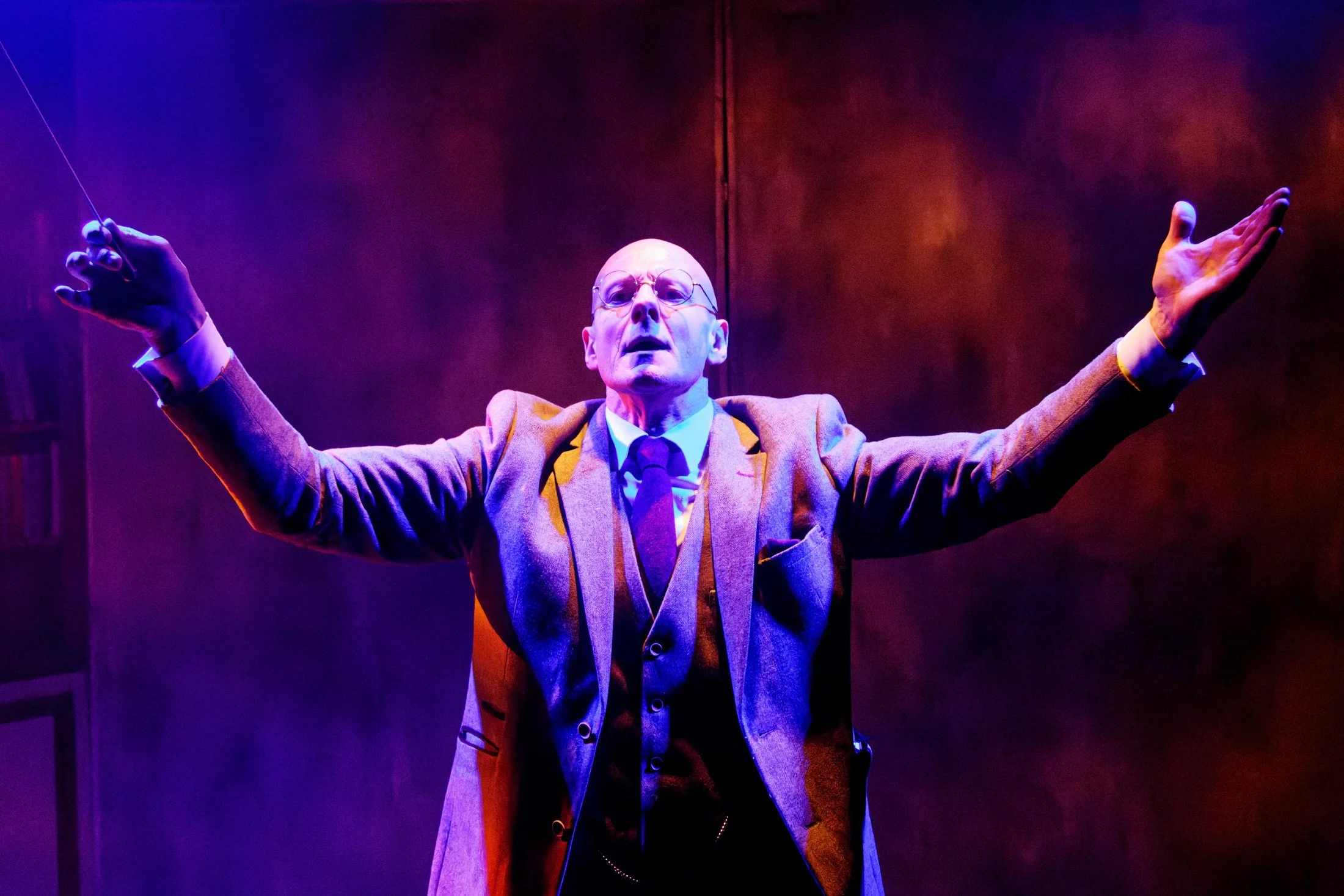 Holst: The Music in The Spheres by Ross McGregor. The Brockley Jack Studio Theatre, Brockley Road, London SE 4 in repertory to  19  February 2022/ 4****. William Russell.