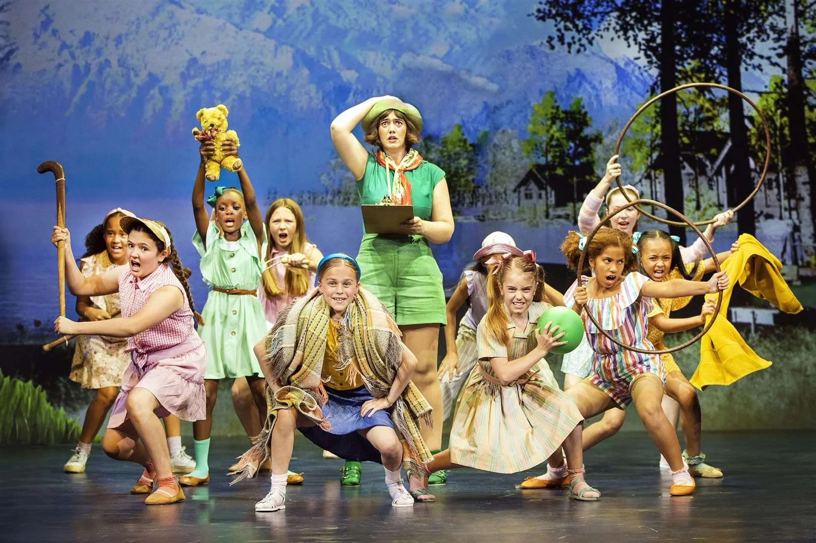 Identical based on Erich Kastner's The Parent Trap. Book Stuart Paterson, Music George Stiles, Lyrics Anthony Drew. Nottingham Playhouse to 14 August 2022. 4 ****. William Russell.