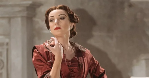 My Cousin Rachel by Daphne Du  Maurier adapted by Joseph O'Connor. Richmond Theatre, London TW9 to 8 February 2020. 2**. William Russell.