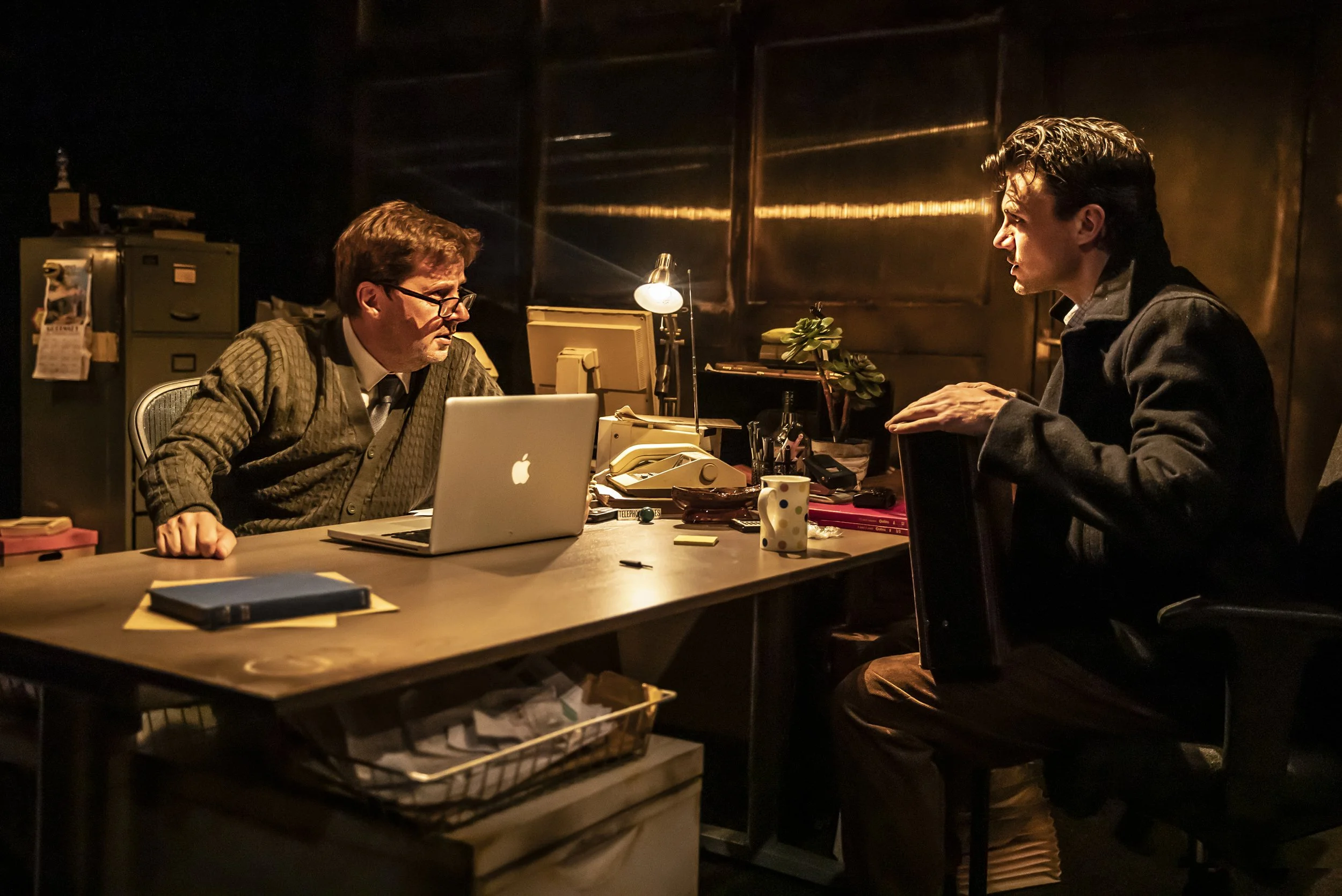 When Darkness Falls by James Milton & Paul Morrisey. The Park Theatre, London  to 4 September 2021 & on tour. 3***. William Russell
