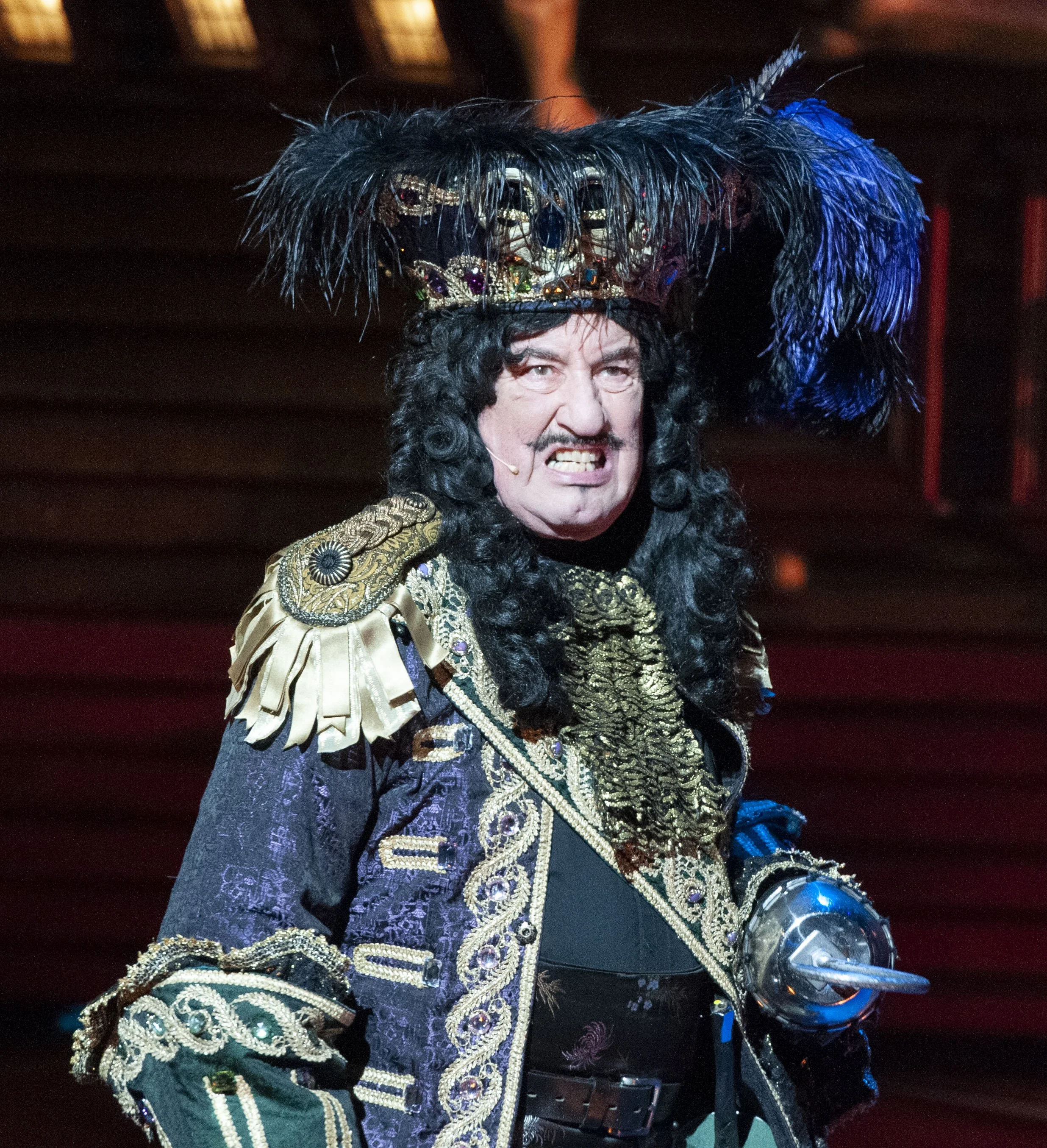 Peter Pan, Theatre Royal Nottingham, till 13 January, 4****: Alan Geary