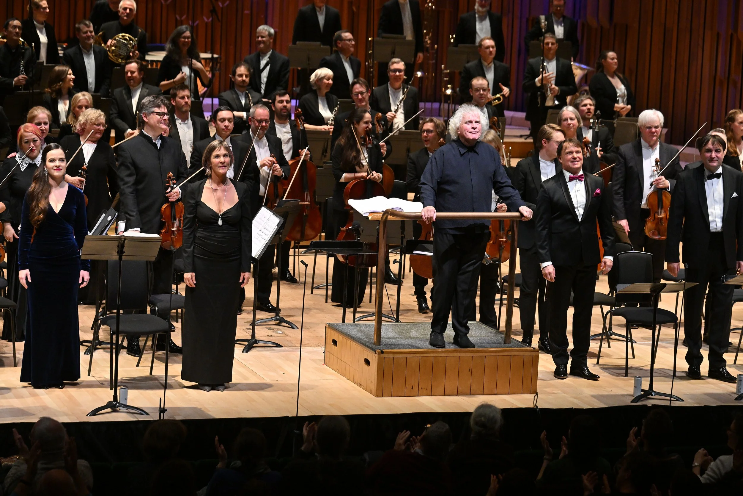 Leoš Janáček’s The Makropulos AffairLondon Symphony Orchestra, Sir Simon Rattle; Barbican Hall, London EC2 ⭐⭐⭐⭐ Review by Clare Colvin