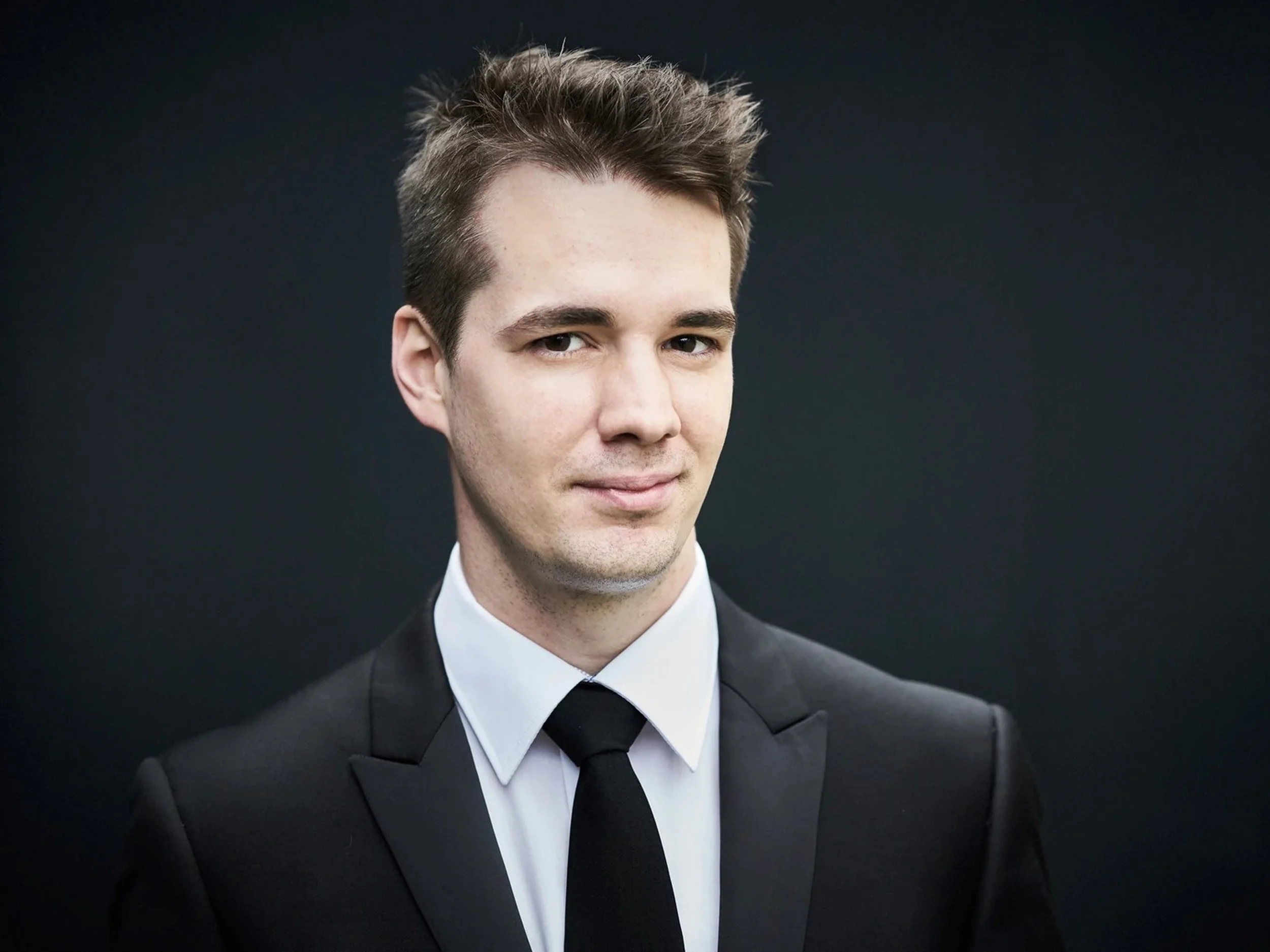 Daniel Lebhardt (piano), Royal Concert Hall, Nottingham | 22 February 2026 ⭐⭐⭐⭐⭐ Review by William Ruff