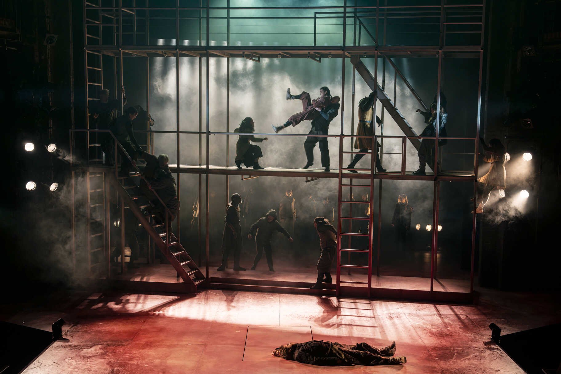 Henry V: William Shakespeare, RSC @ RST, Stratford Upon Avon, Runs: 2hrs 50mins | until 25 April 2026 ⭐⭐⭐⭐ Review by Roderick Dungate, AD Performance 10 April 2026