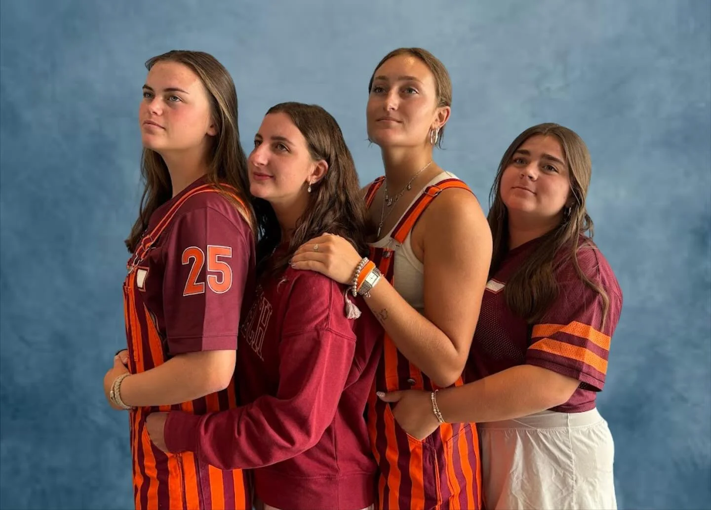 Don’t worry - we didn’t forget about our finished photos!😛
We had SO MUCH FUN taking these! 📸 Besties make the best roommates (and neighbors)!👭
Make sure to request your renewal ASAP or give us a call for your application! (540) 951-5