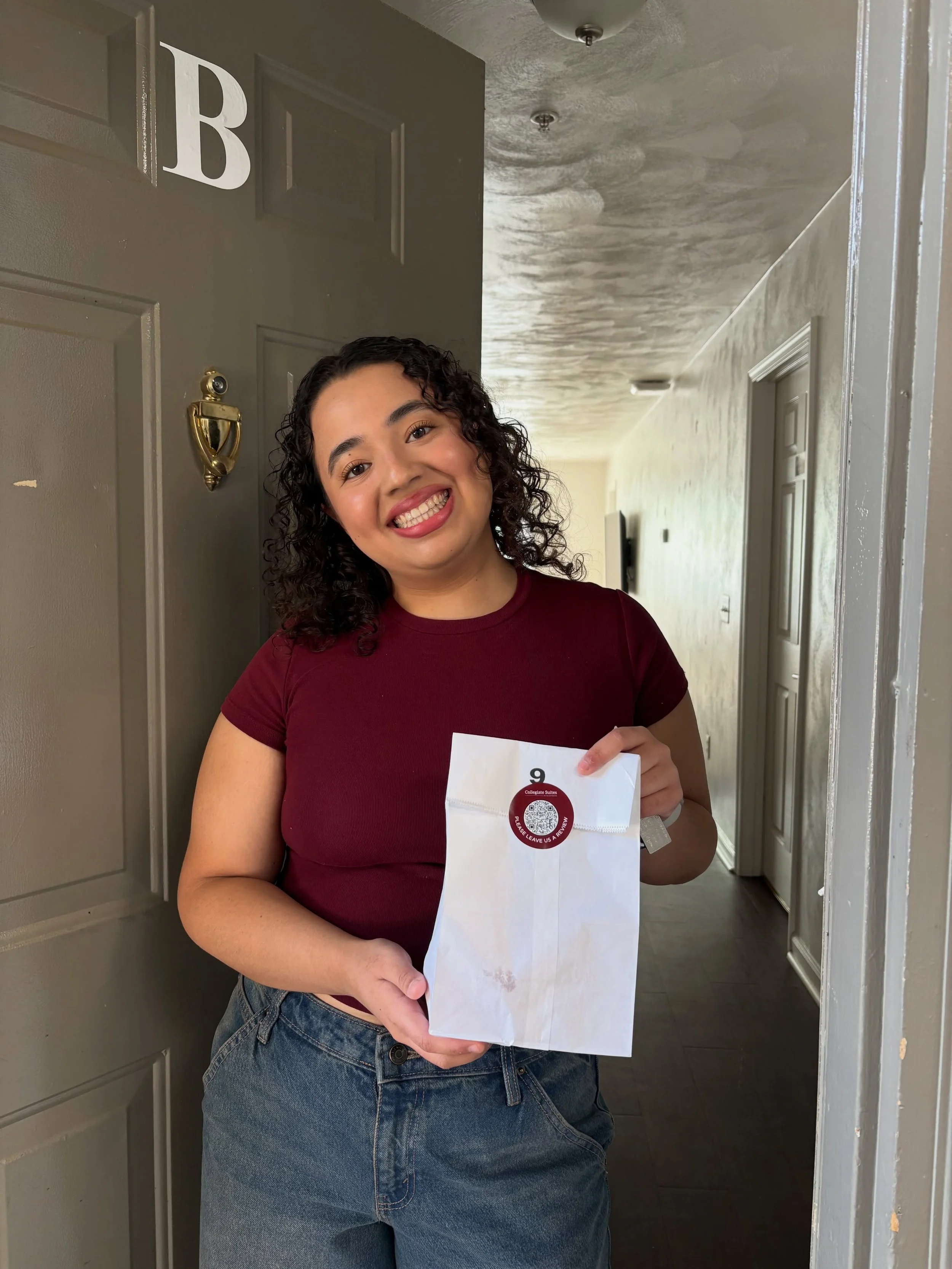 Donut Drop Off!🍩

During the parking lot reseal, we thought we&rsquo;d bring the sweet treat to you!🚶 We hope everyone enjoyed Carol Lee&rsquo;s this morning - we hope to see y&rsquo;all at our next event!✨

#thismustbetheplace #vt #hokie #blacksbu
