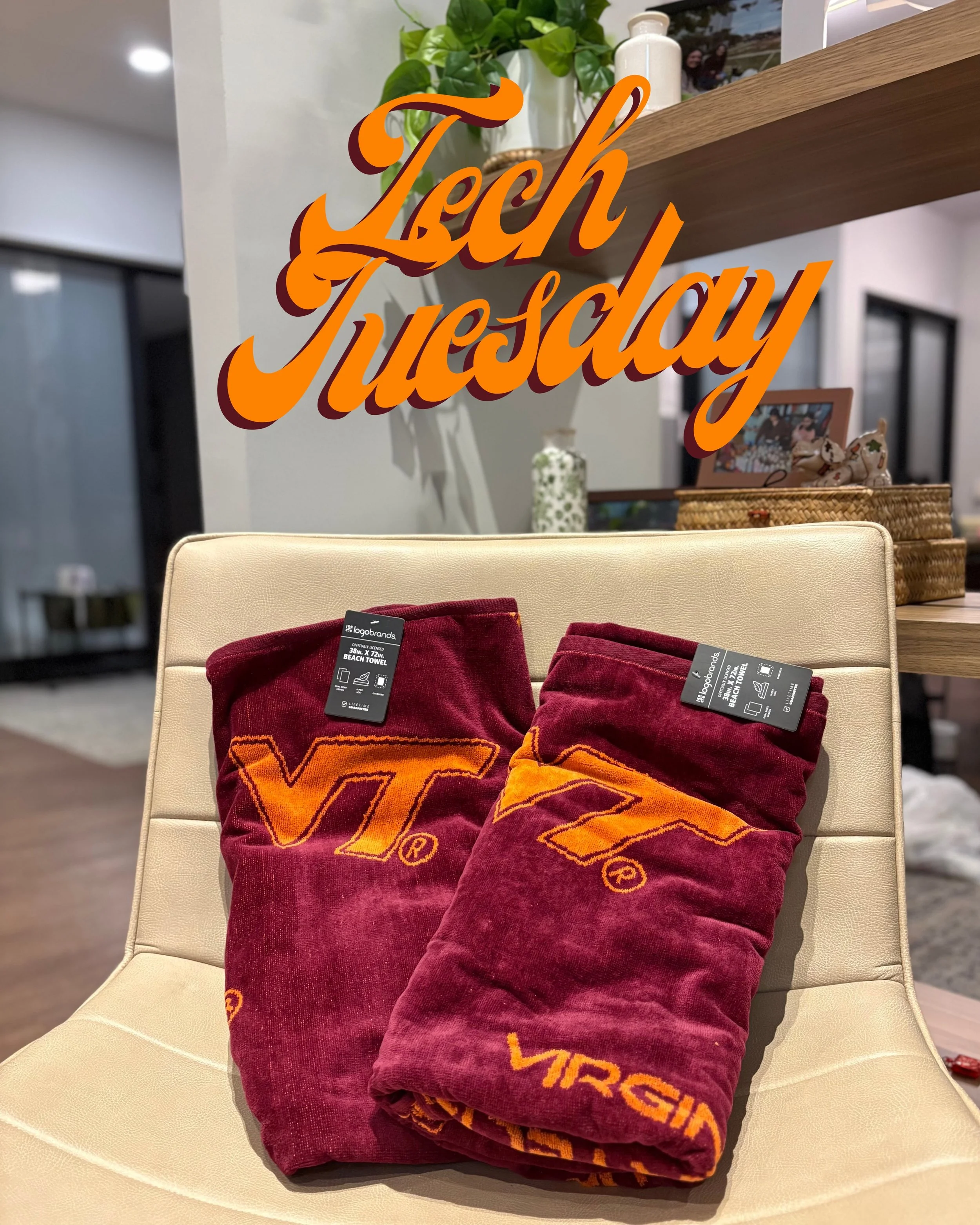 It&rsquo;s TECH TUESDAY🦃

Did you know: Collegiate Suites and Hunters Ridge is only 0.5 miles away from the Blacksburg Aquatic Center?👀 We&rsquo;re giving away two VT towels for you to take with you to the pool or lake!🐠

HOW TO ENTER:
❤️Make sure