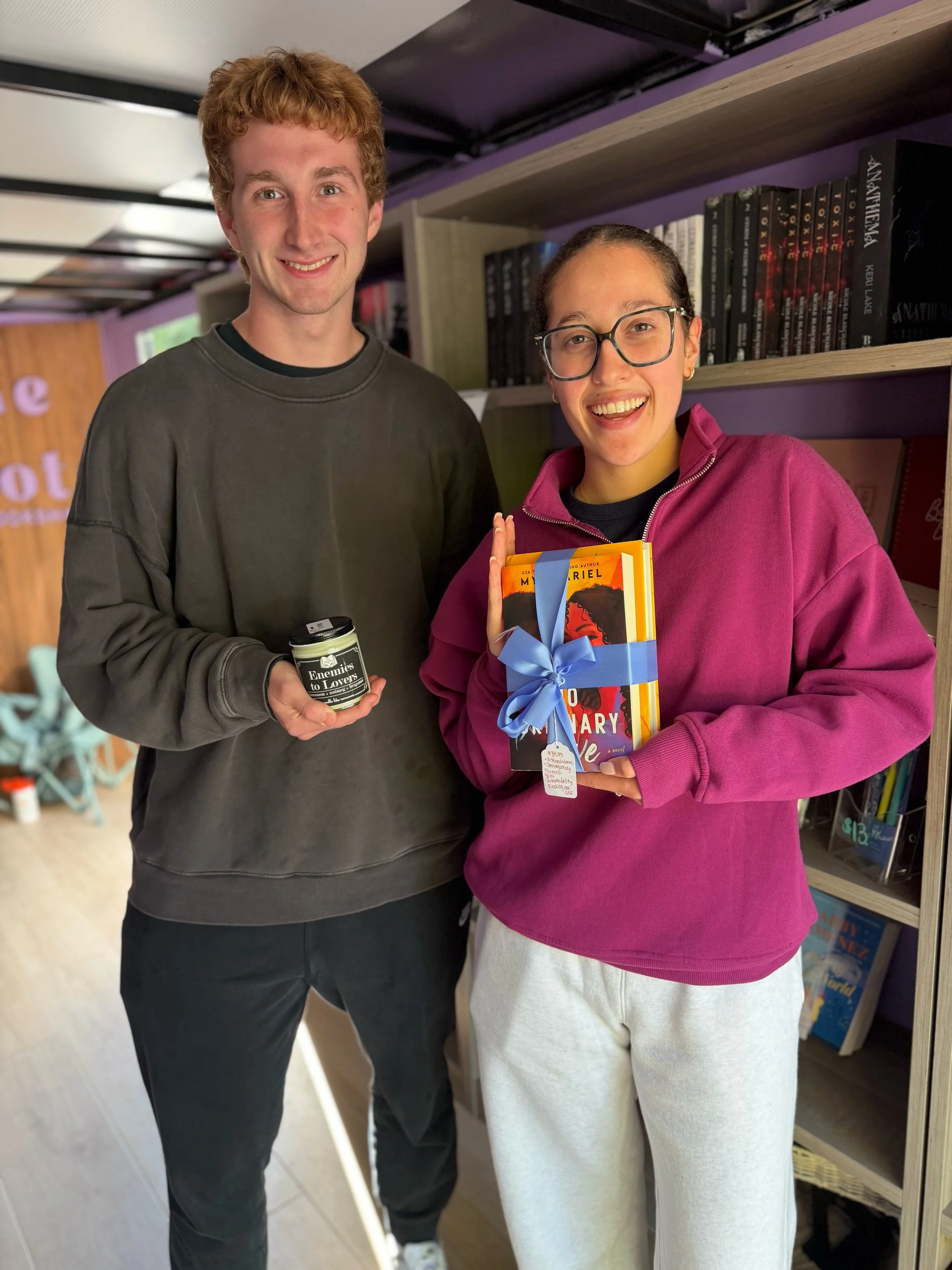 Thanks you @noblebootsva !📚

Thanks to everyone who joined us for our book shop pop up today! We hope you were able to get your next read of the season as it starts to get cooler outside🍁📖

#thismustbetheplace #vt #blacksburgva #virginiatech
