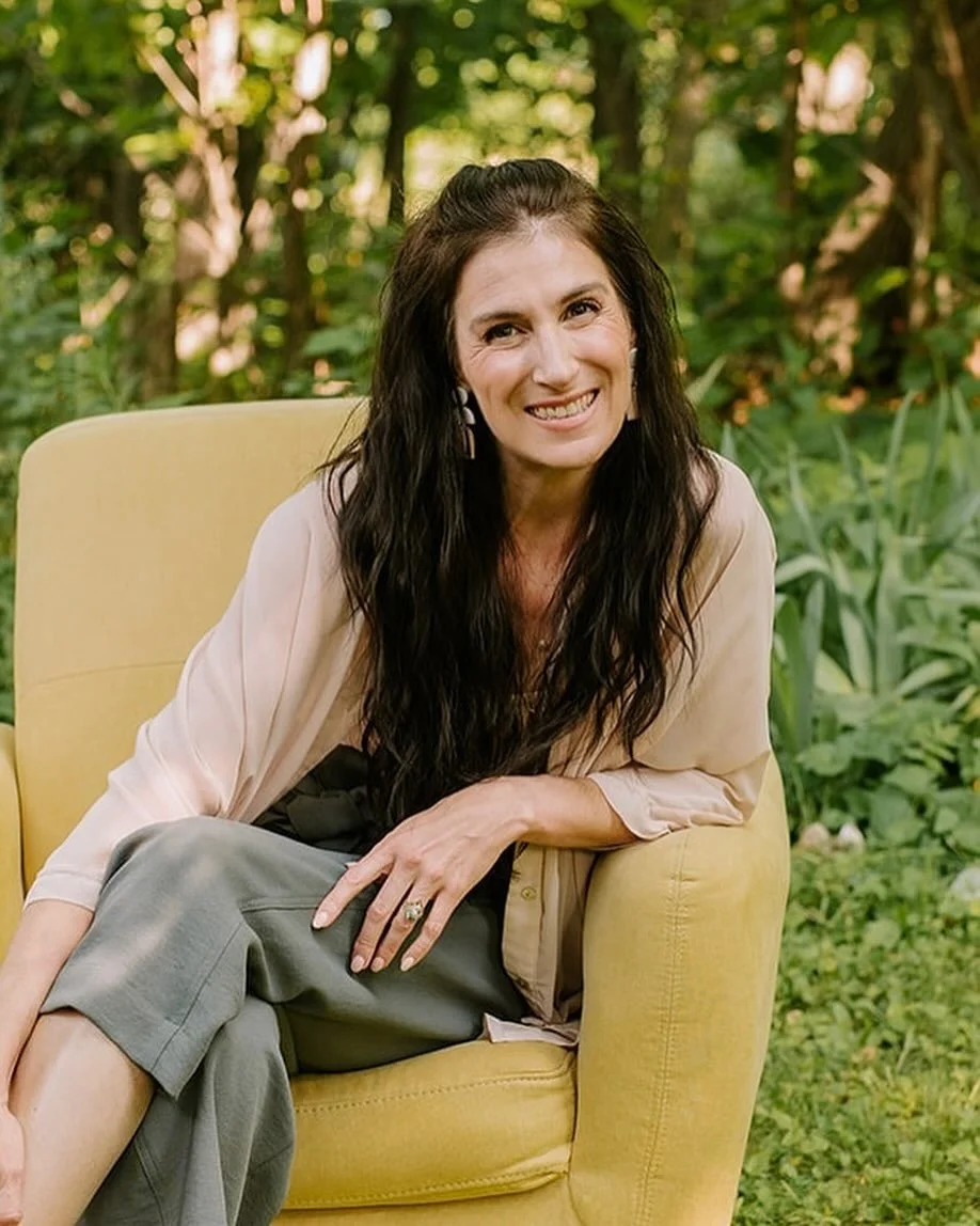 Let the grind GUIDE you HOME 🏠 💗

Hello 👋🏻 if we have not met before, hi I&rsquo;m Leigh- a Mama to two littles, and a Registered Social Worker and Holistic Nutritionist, providing holistic psychotherapy services. 

I help women and Moms come hom