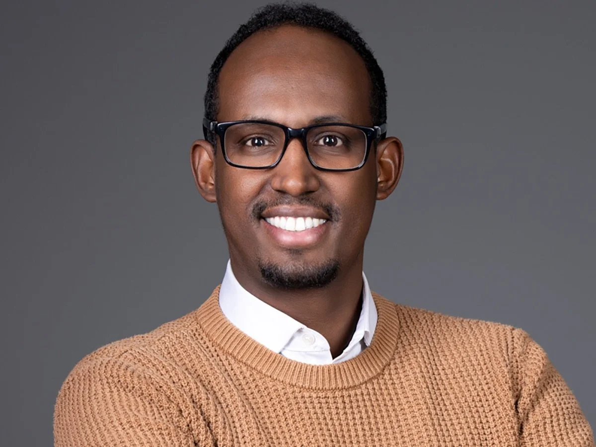 The Man Who Built the Newsroom. Then Chose His Kids.