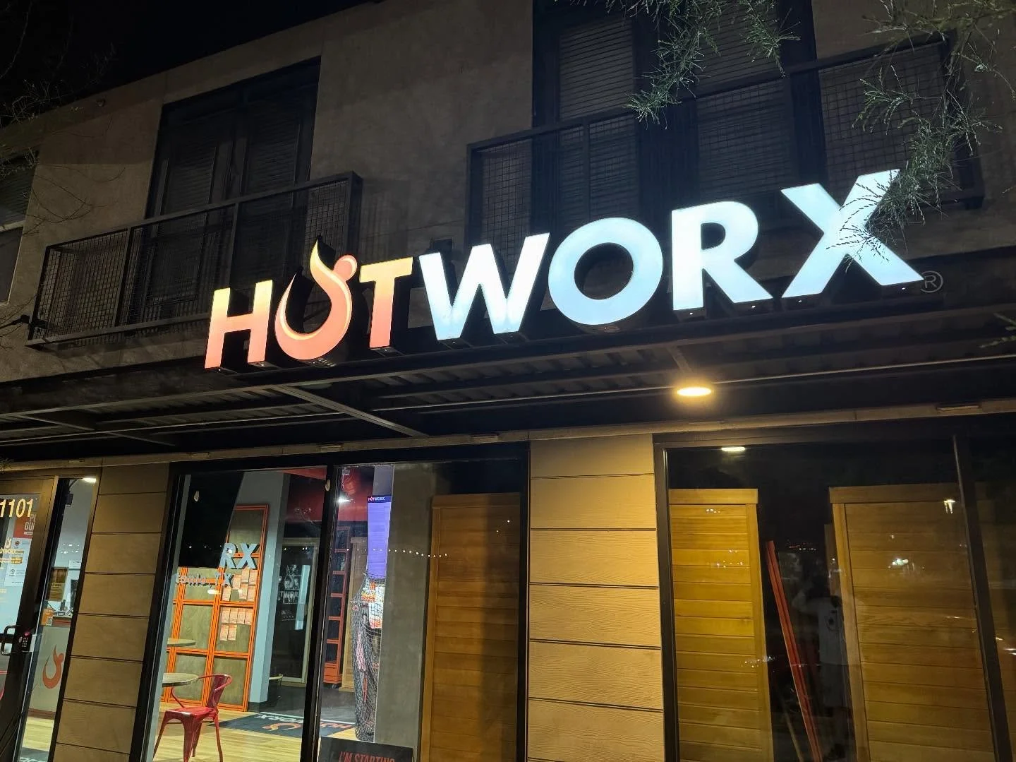 Stack good days on top of each other! My #fitness journey started with running ! Then I started working weights into my routine ! The kettle bell is no joke! In January, I joined #hotworx - thanks to @tracy.wernli &amp; @jtspotlights suggestions. Now