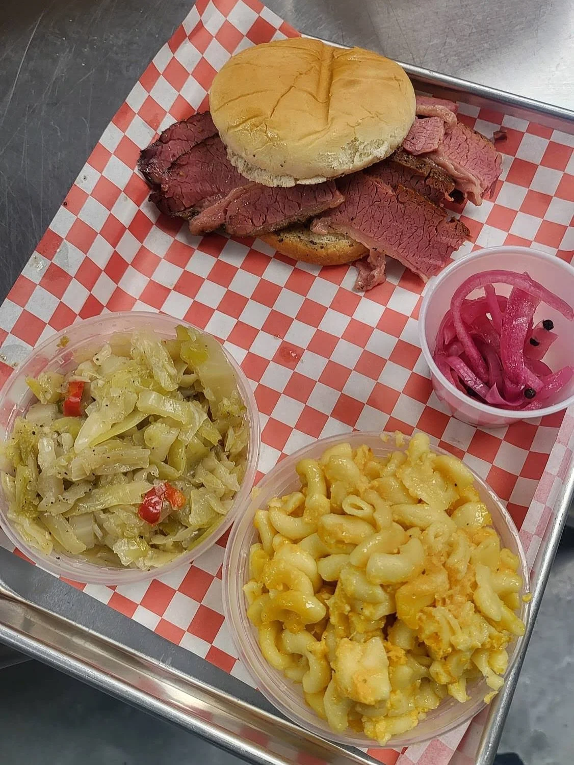 Great day to grab @cartersbbq216 here ALL DAY 11am-10pm!
Trivia at 7pm!