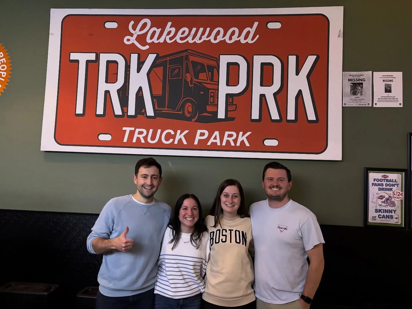 Our trivia winners tonight🎉
Team Teenjus