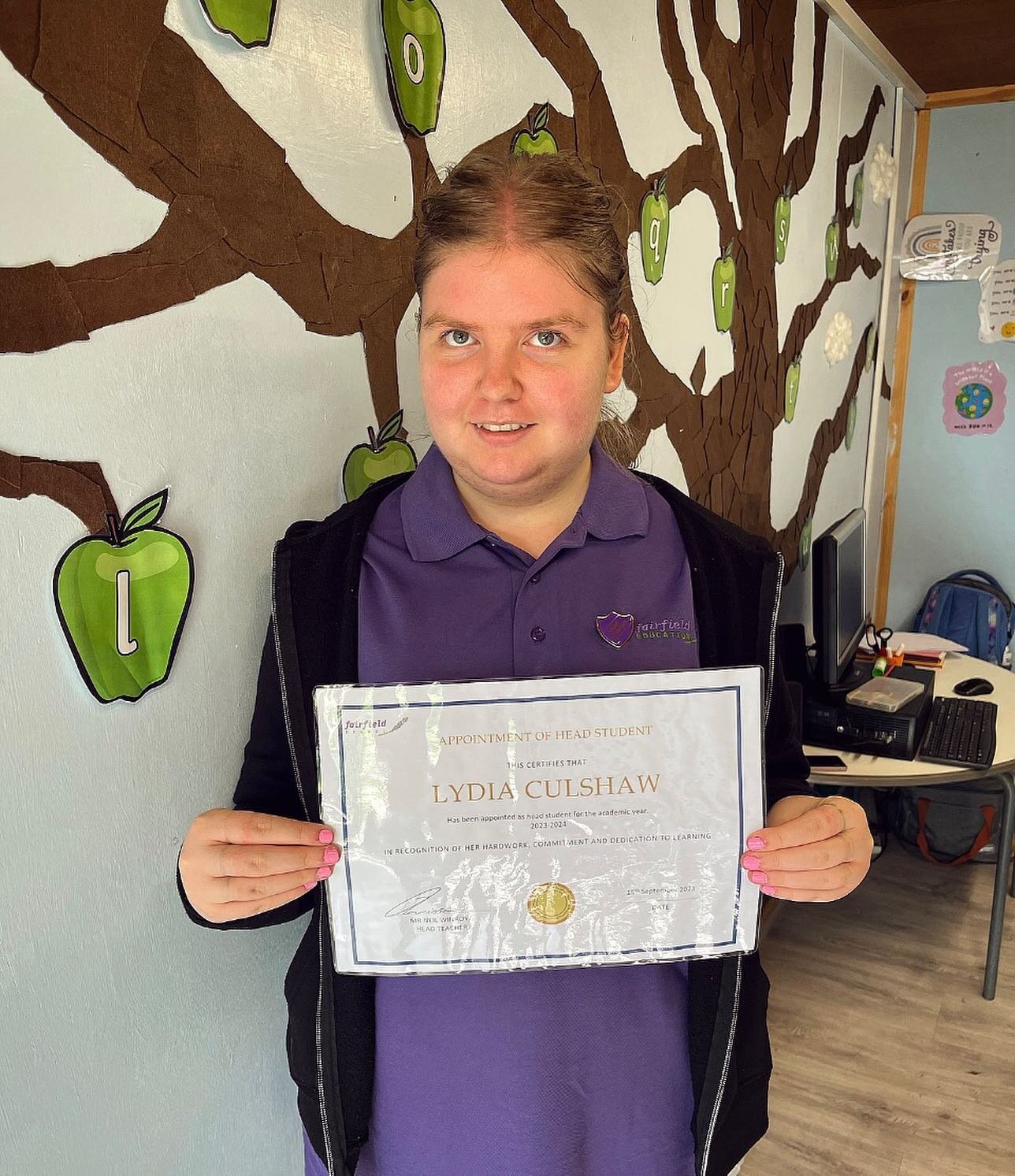 Big news here at Fairfield House School as we announce our Head Pupil for the year and award out certificates and the badge to be worn with pride 

👏👏👏 Amazing Lydia 👏👏👏 well deserved 

#school #awards #farmschool #rural #sen #headpupil #welldo