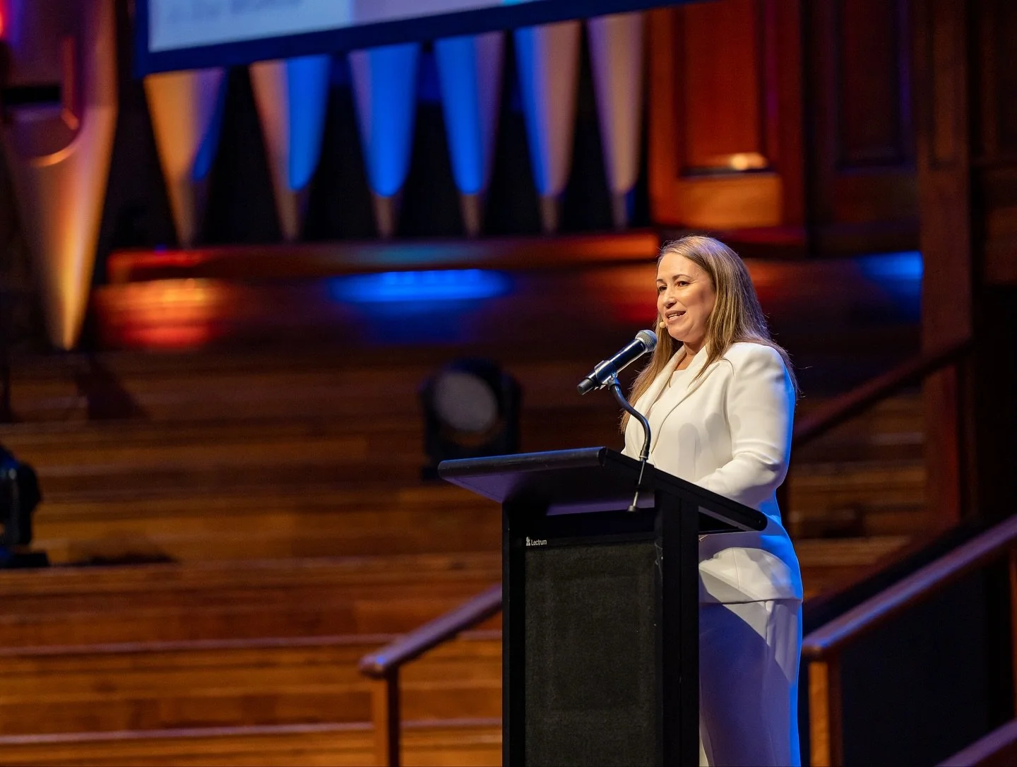 From the archives 📸

&ldquo;Remember Triple Zero Heroes&rdquo;, a book by J. E. Miller was officially launched at the Annual Rotary Conference held in the Brisbane City Hall 🎊

Here are some highlights from the event we captured 📸

#booklaunch #bo