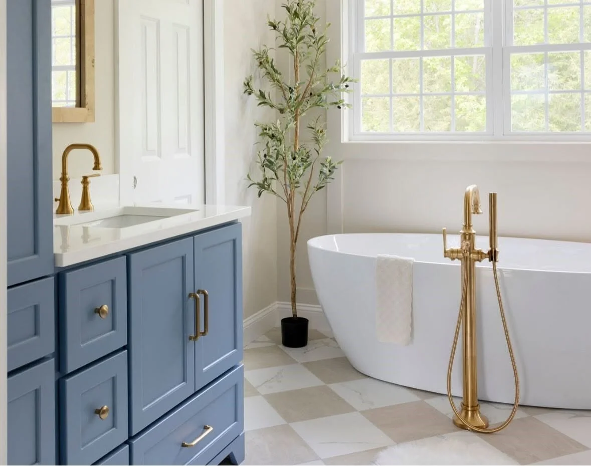 Budget vs Luxury Bathroom Remodel: What's Worth It?