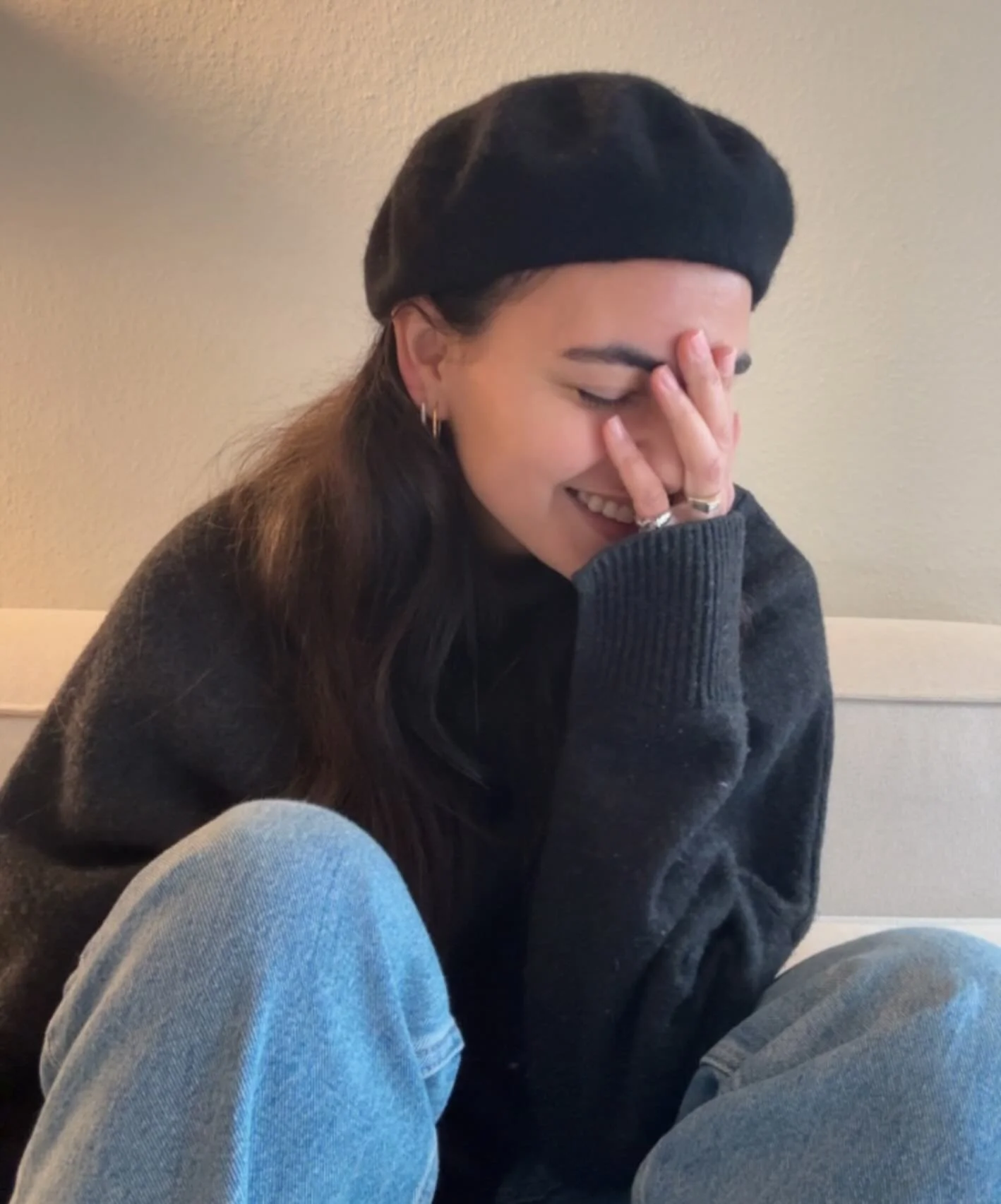 Ich teile Jahre r&uuml;ckblickend eigentlich nie in gut und schlecht ein. 2025 war jedoch in vielerlei Hinsicht anders. 

Ich war mir n&auml;her als sonst, isolierter als sonst und ferner von meinem Vision Board als sonst. Und das ist ok. Trotzdem fr