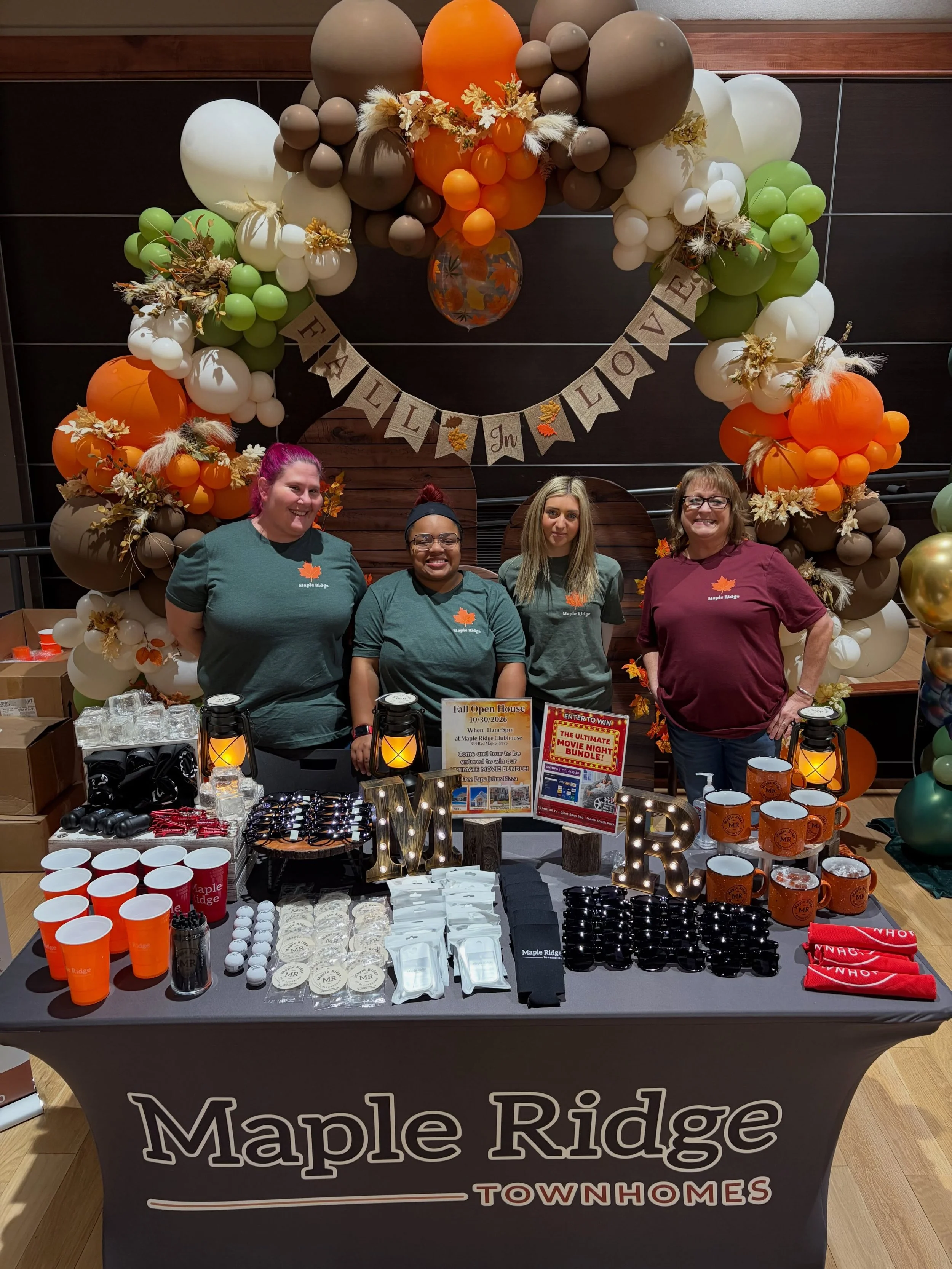 Find your spot&hellip; Fall in love with where you live. Visit the Maple Ridge Leasing Team at the Fall Housing Fair located in Squires Student Center on Campus today from 10 AM - 4 PM!! Come see us and find your perfect spot for Fall!  #mapleridgeto
