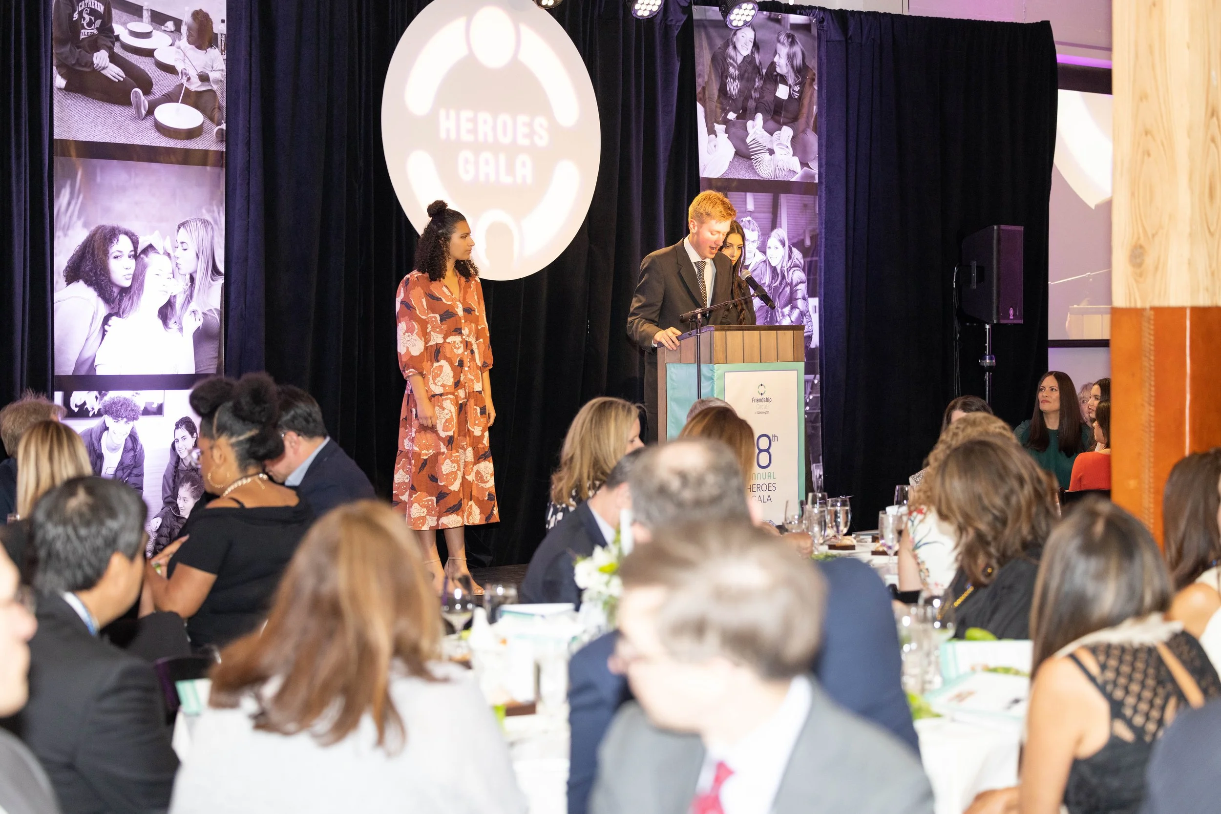 Planning a Corporate Event in Seattle? 5 Reasons Professional Photography is a Must