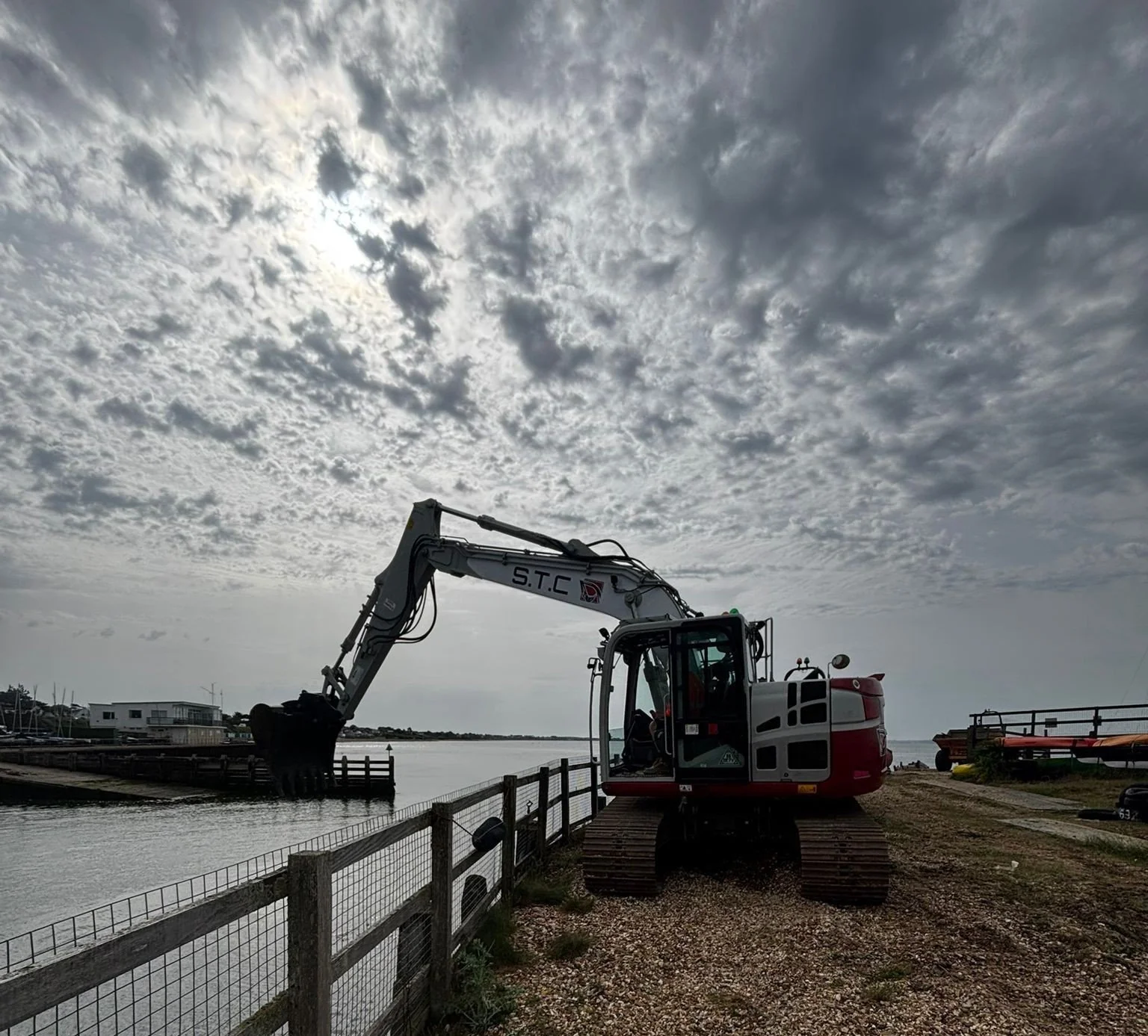 Protecting Waterways and Beaches: The Role of Civil Engineering in Reducing the Impact on the Environment