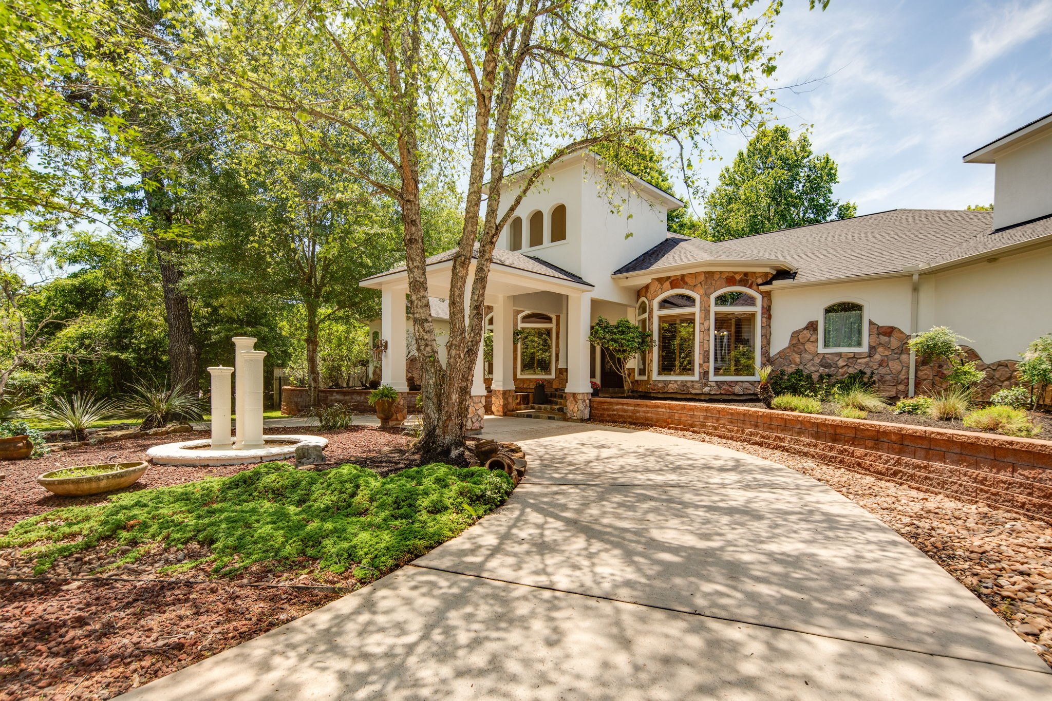 7-web-or-mls-Crown Oaks_21.jpg