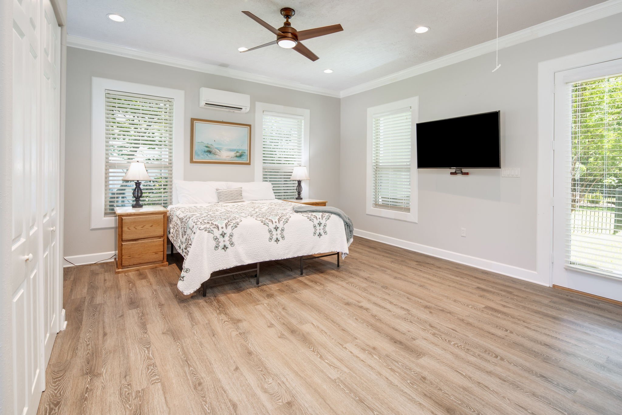 56-web-or-mls-Crown Oaks_07.jpg