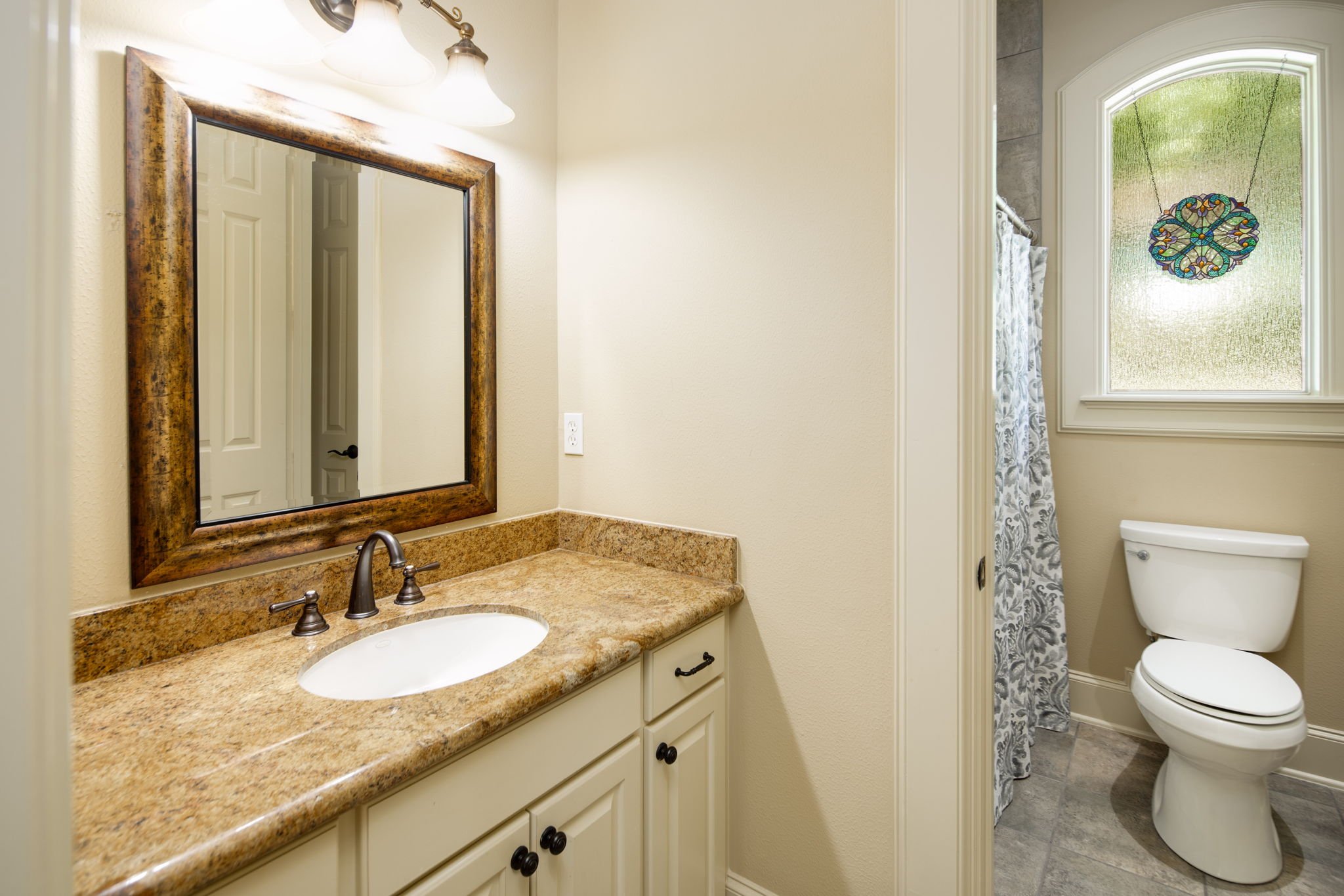 34-web-or-mls-Crown Oaks_41.jpg