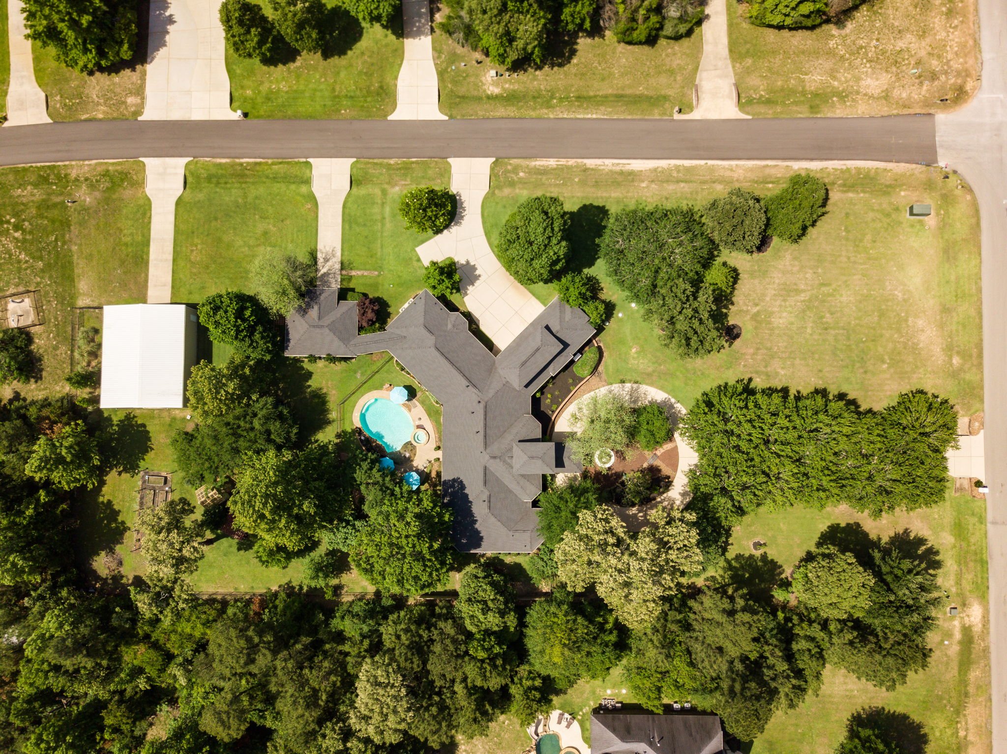 76-web-or-mls-Crown Oaks_73.jpg