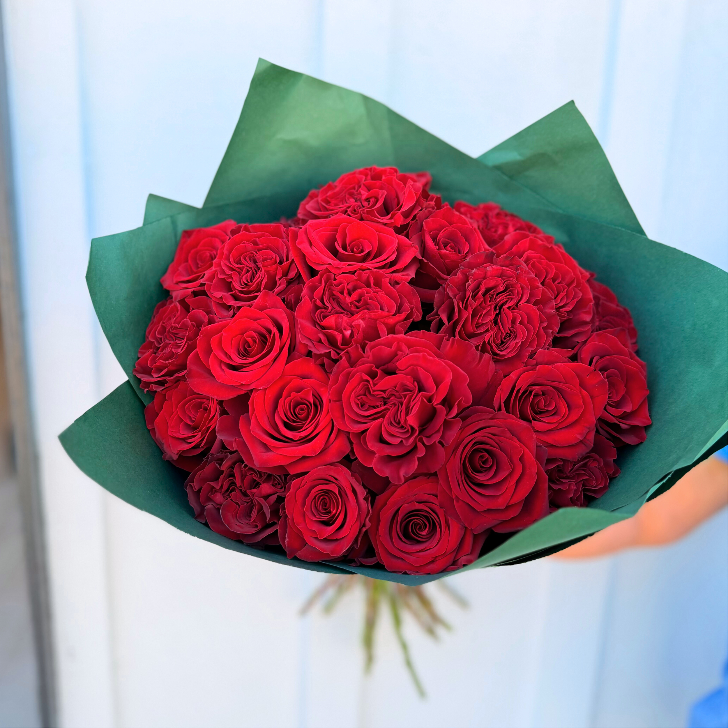 PRE-ORDER- Scarlet Allure Bouquet (2/10-2/15)