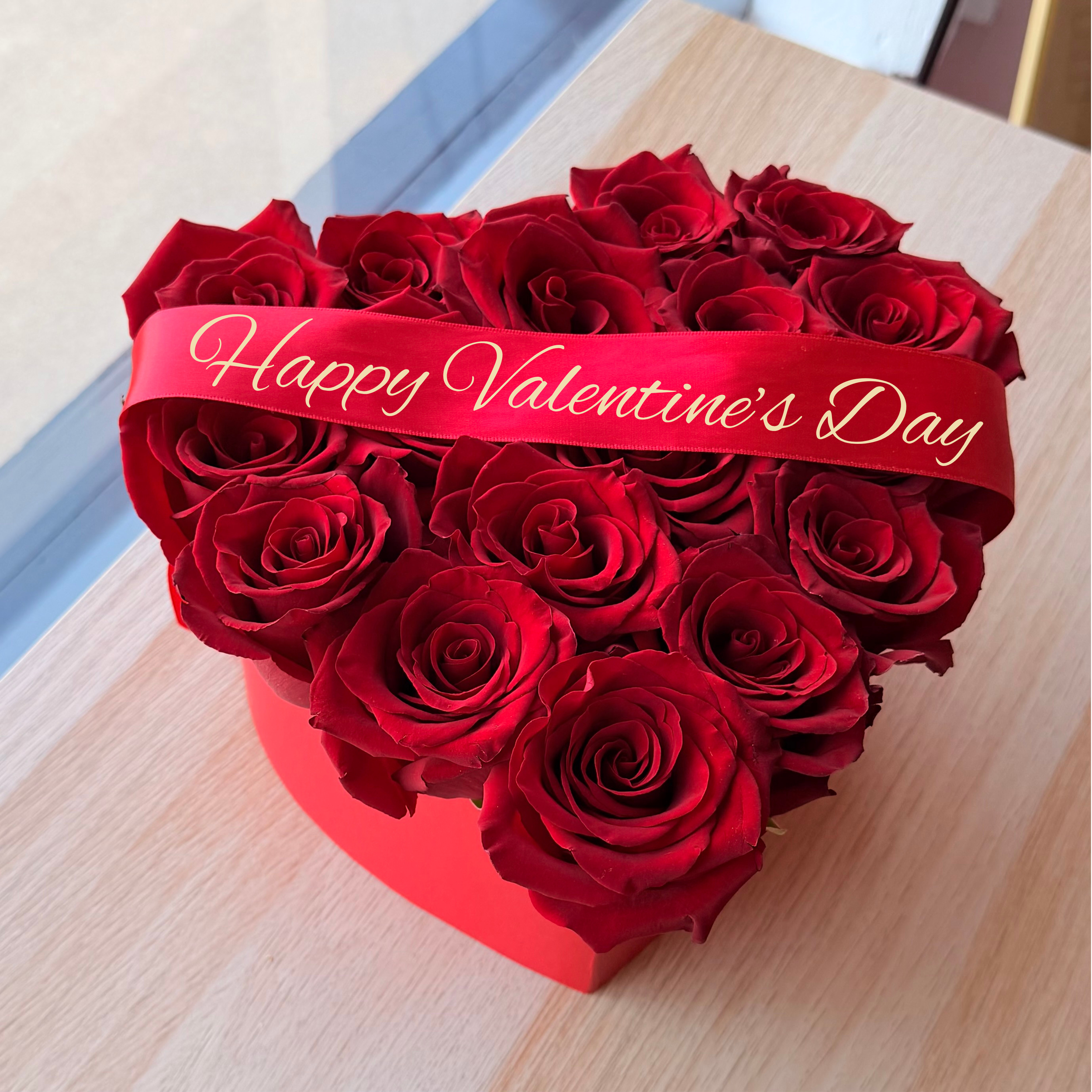 PRE-ORDER- Heart Box (large) Arrangement (2/10-2/15)