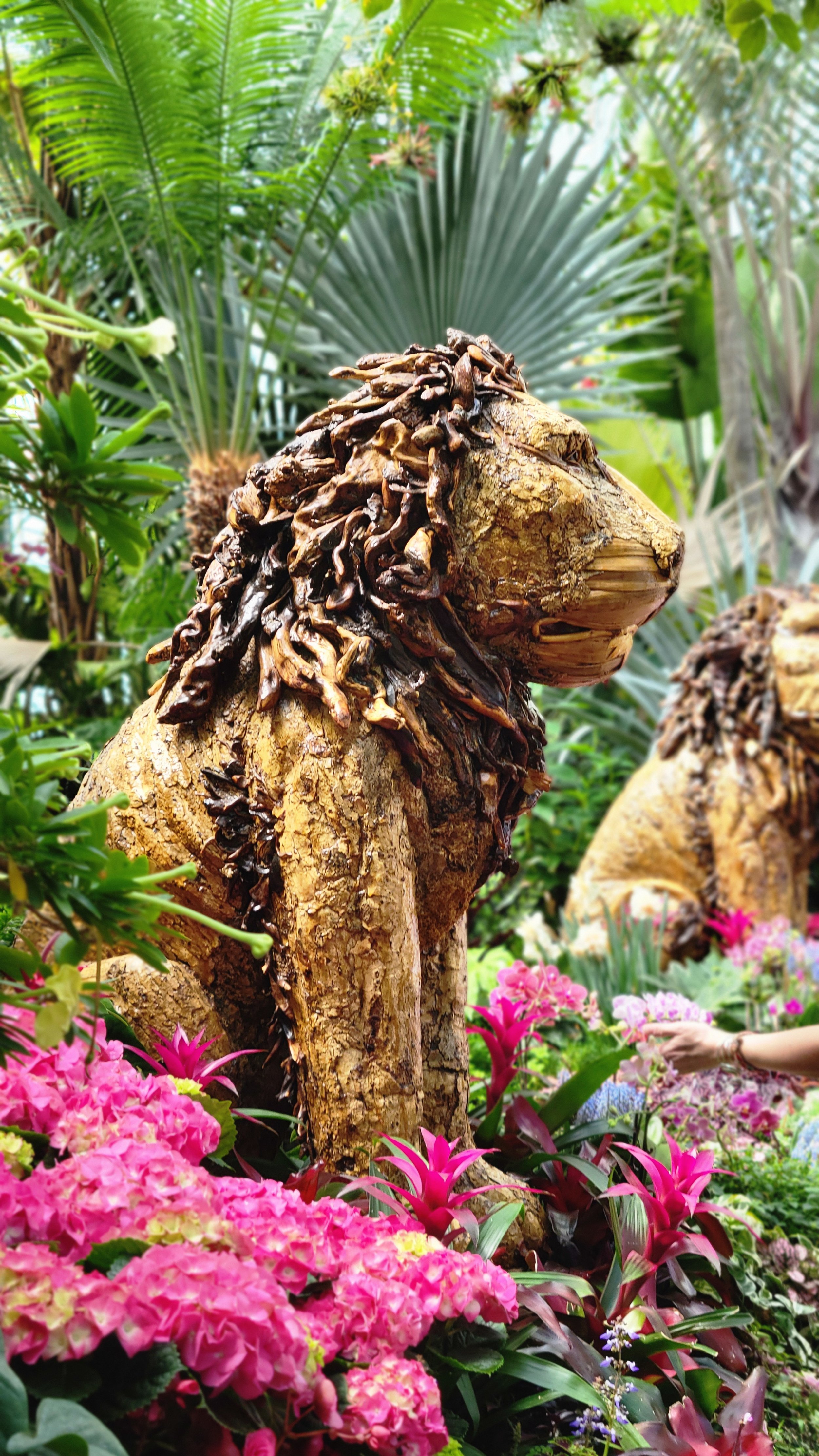 Lion sculpture at Biltmore Gardens
