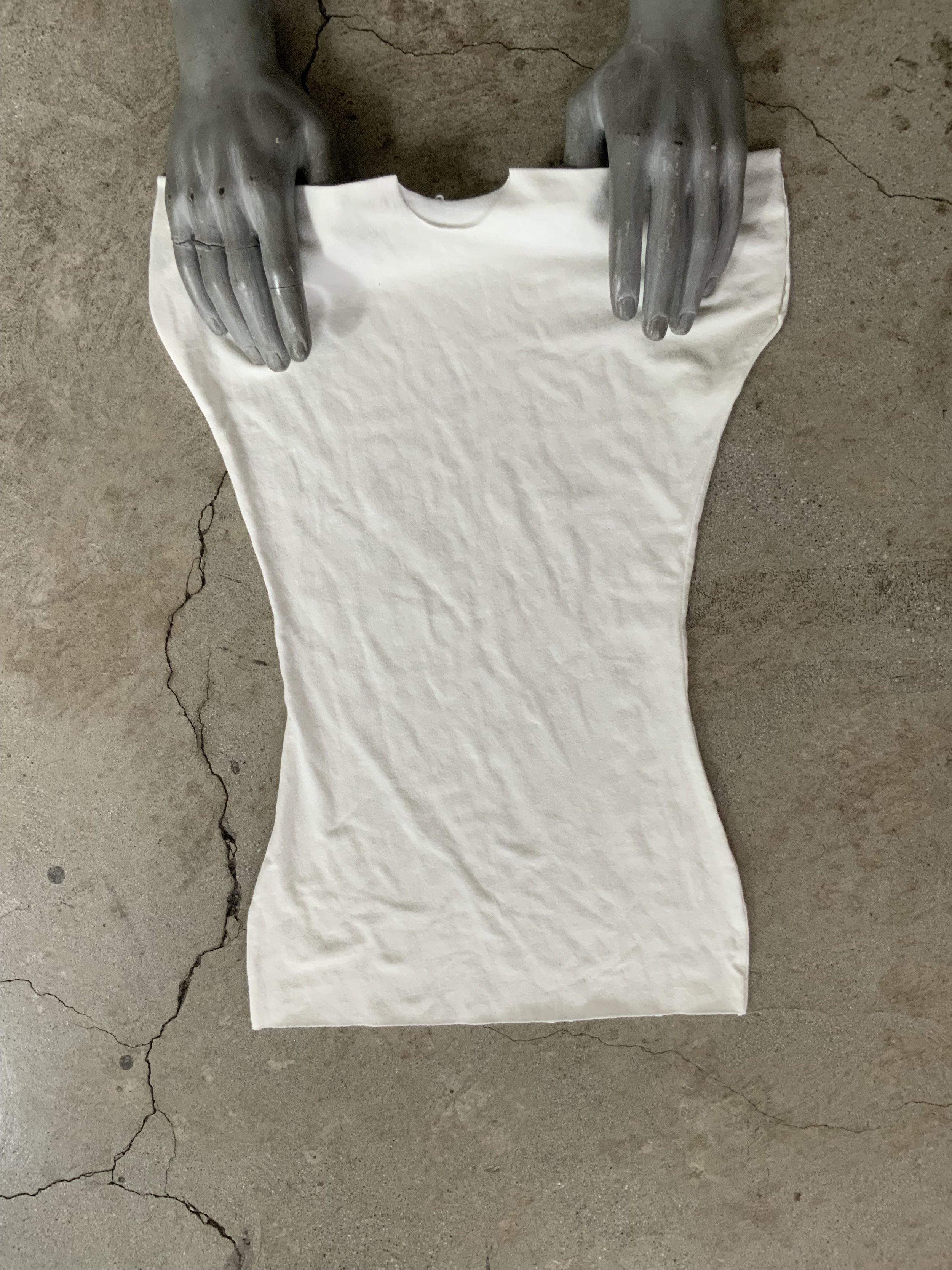 YEEZY CANDLE LIGHT CONERT GIVEAWAY TEE