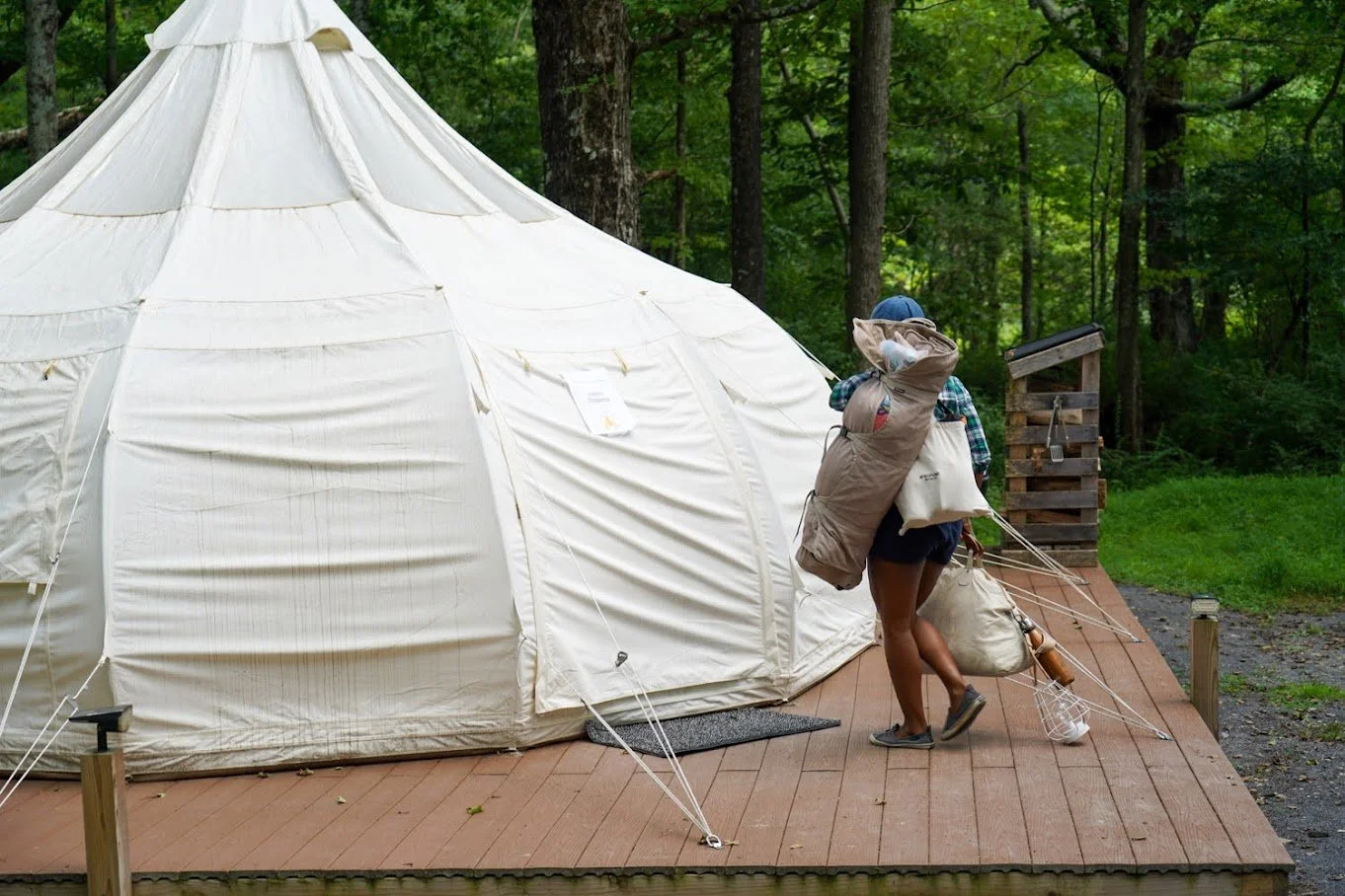 GLAMP LESBIFRIENDS -007 (1).jpg