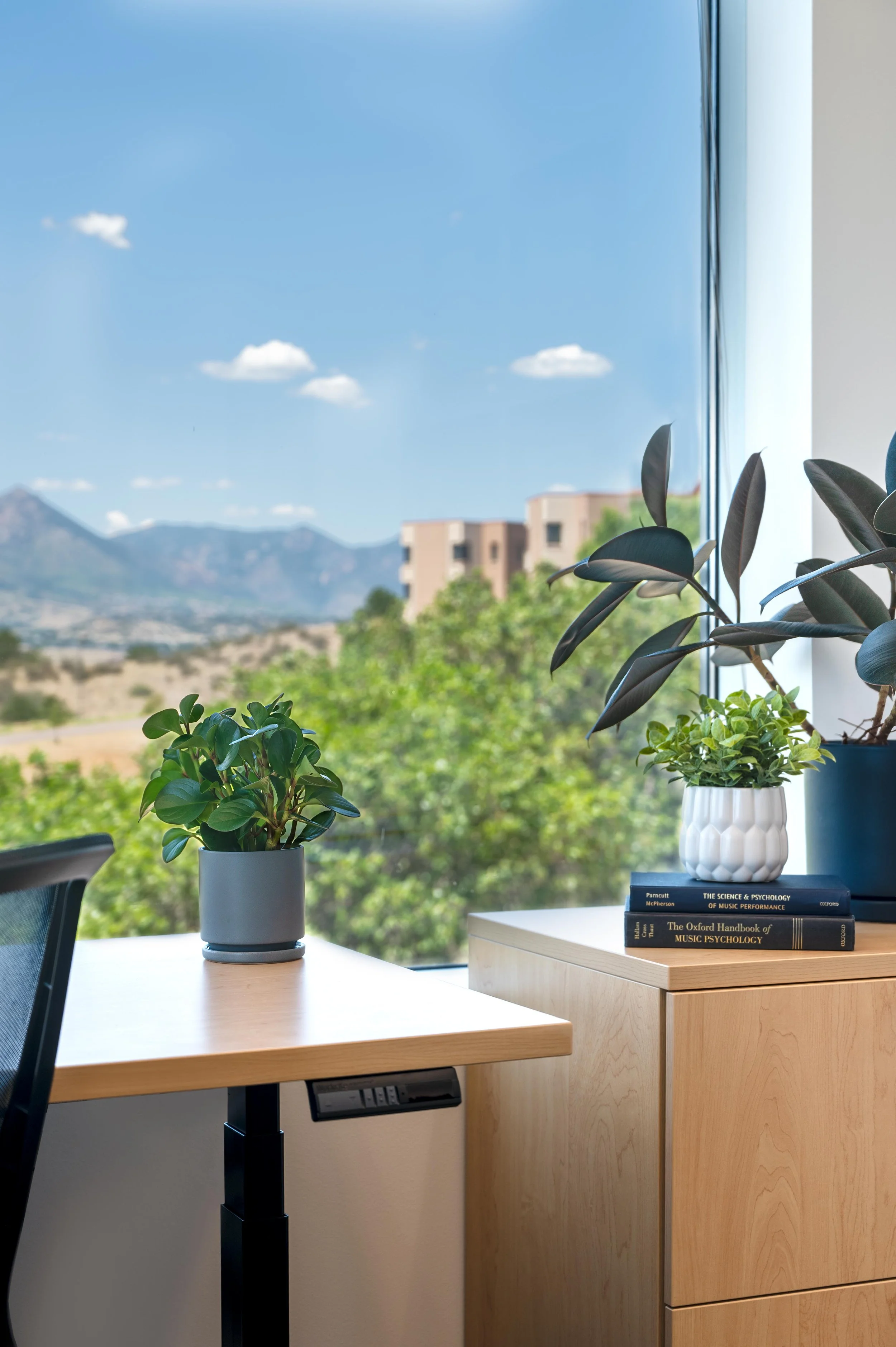 CANTER - UCCS LAS DEAN'S SUITE-23.jpg
