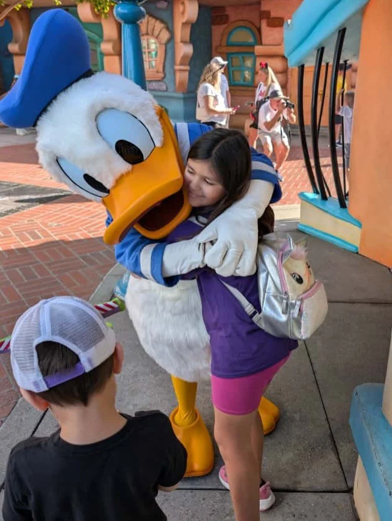 Hanging with our favorite mouse&hellip;. ✨