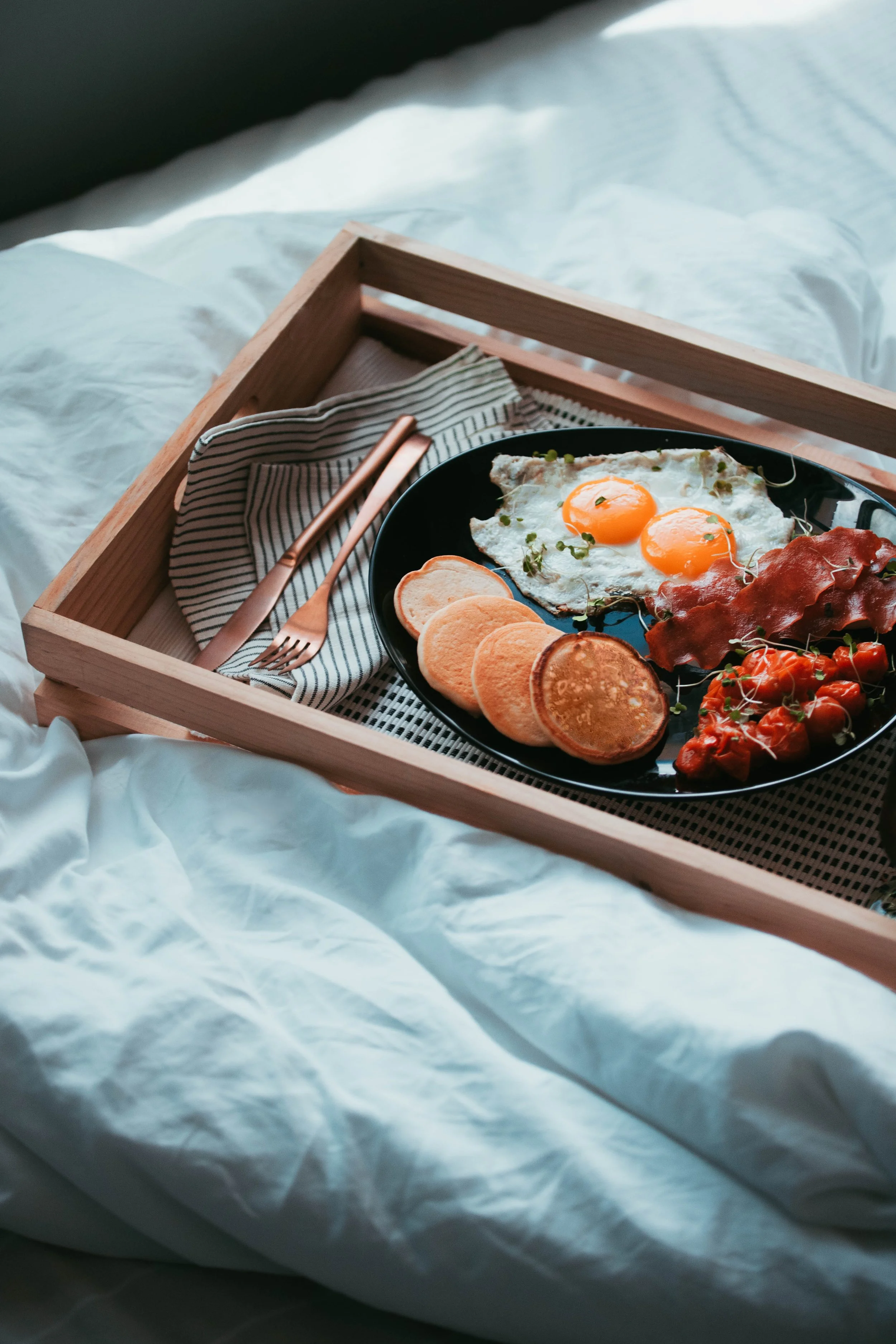 breakfast-bed.jpg