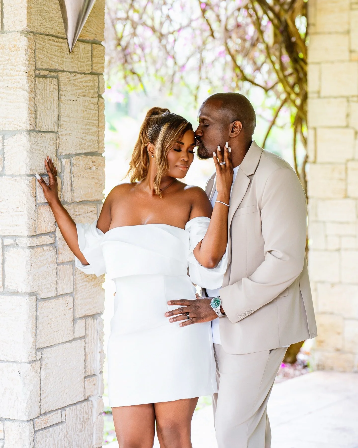 One year in and they still had a story left to tell.
This beautiful couple never got the chance to have their engagement shoot before the wedding so they waited a year, let love settle in, and then showed up in front of my camera as a married couple 